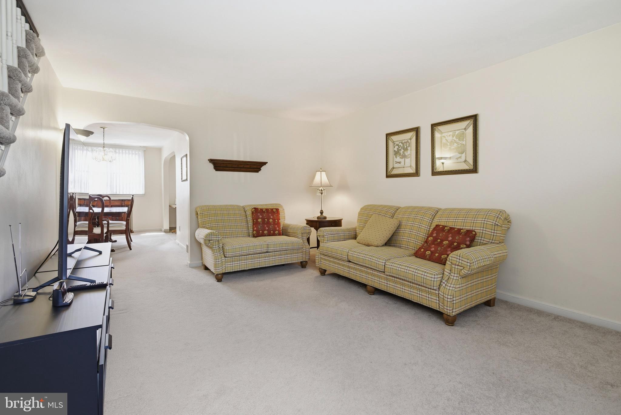 714 OAKWOOD DRIVE