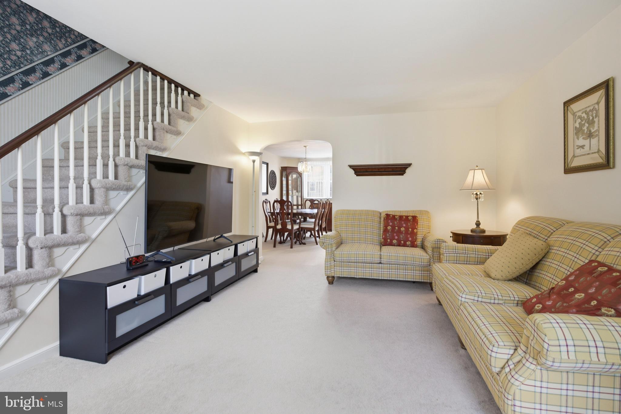 714 OAKWOOD DRIVE