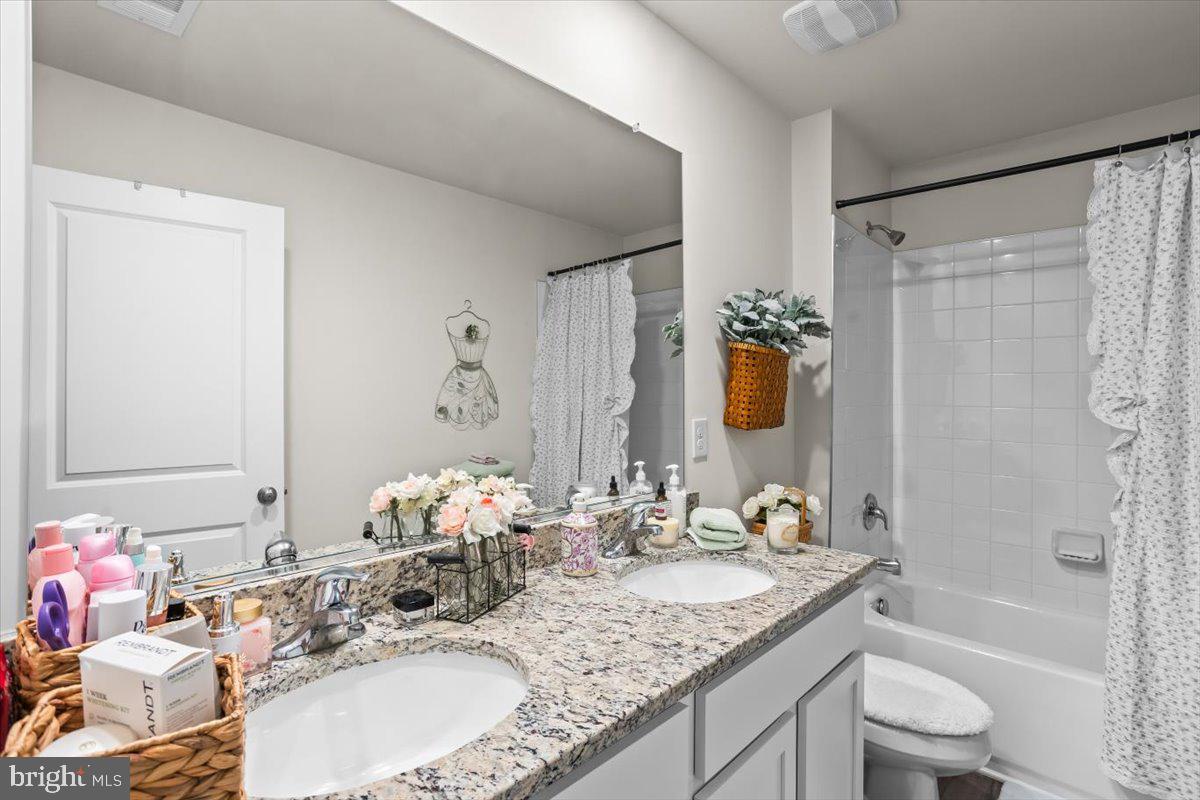 HILLS AT VALLEY VIEW - Residential