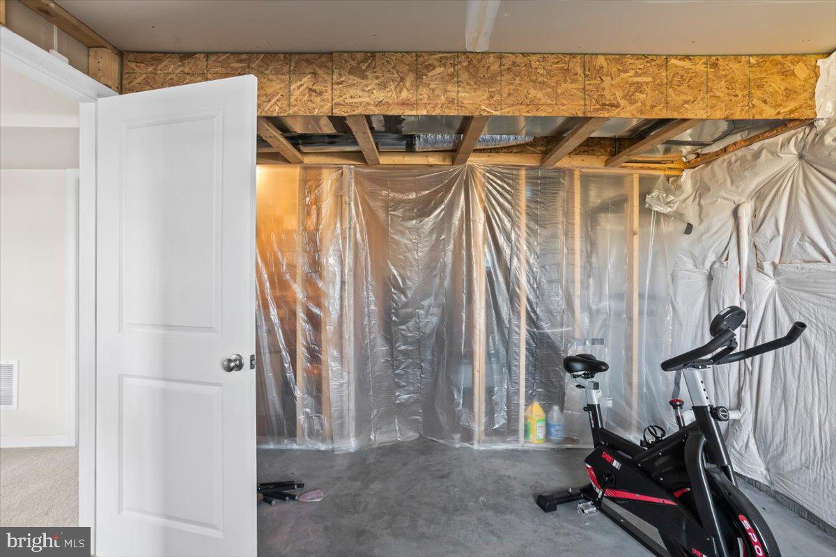 HILLS AT VALLEY VIEW - Residential