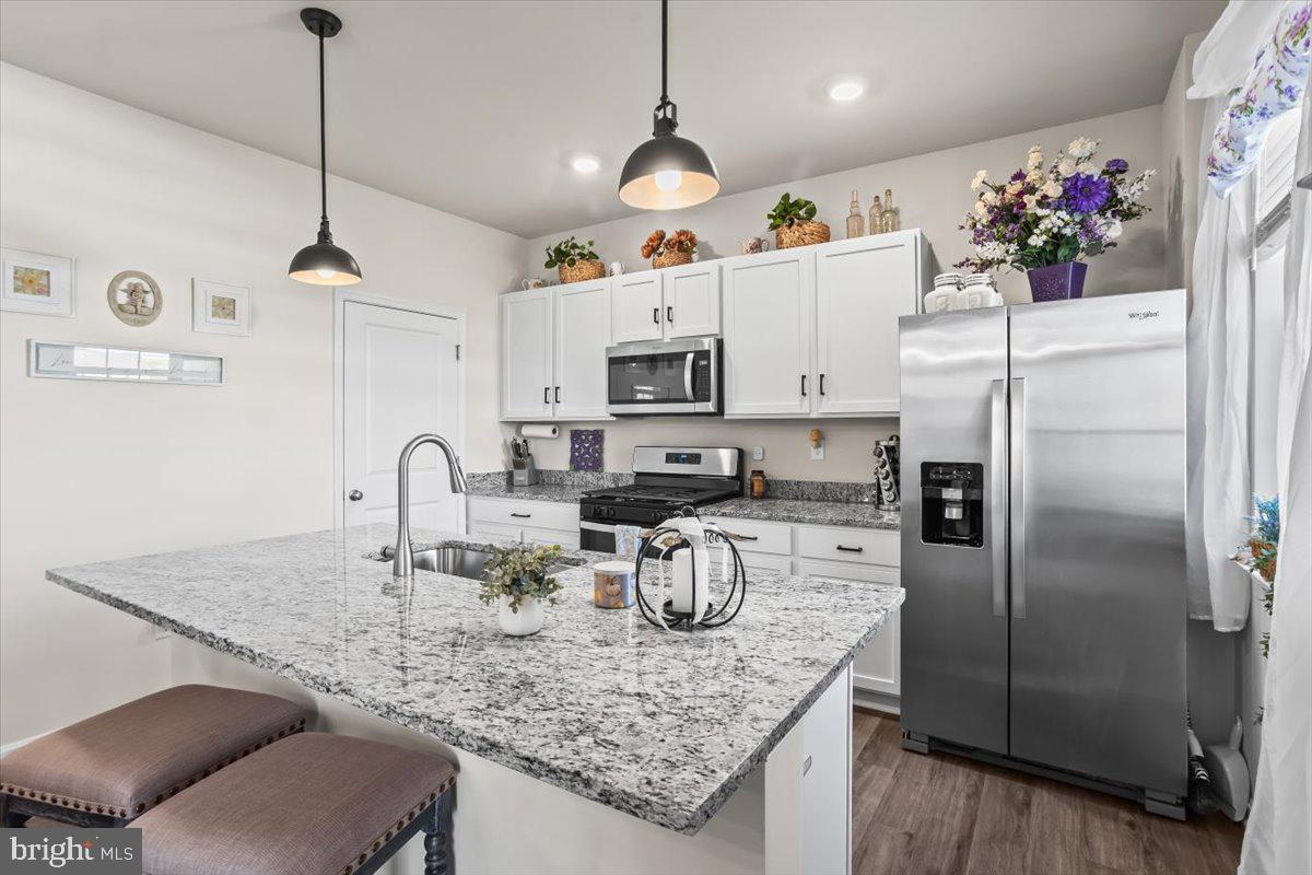 HILLS AT VALLEY VIEW - Residential