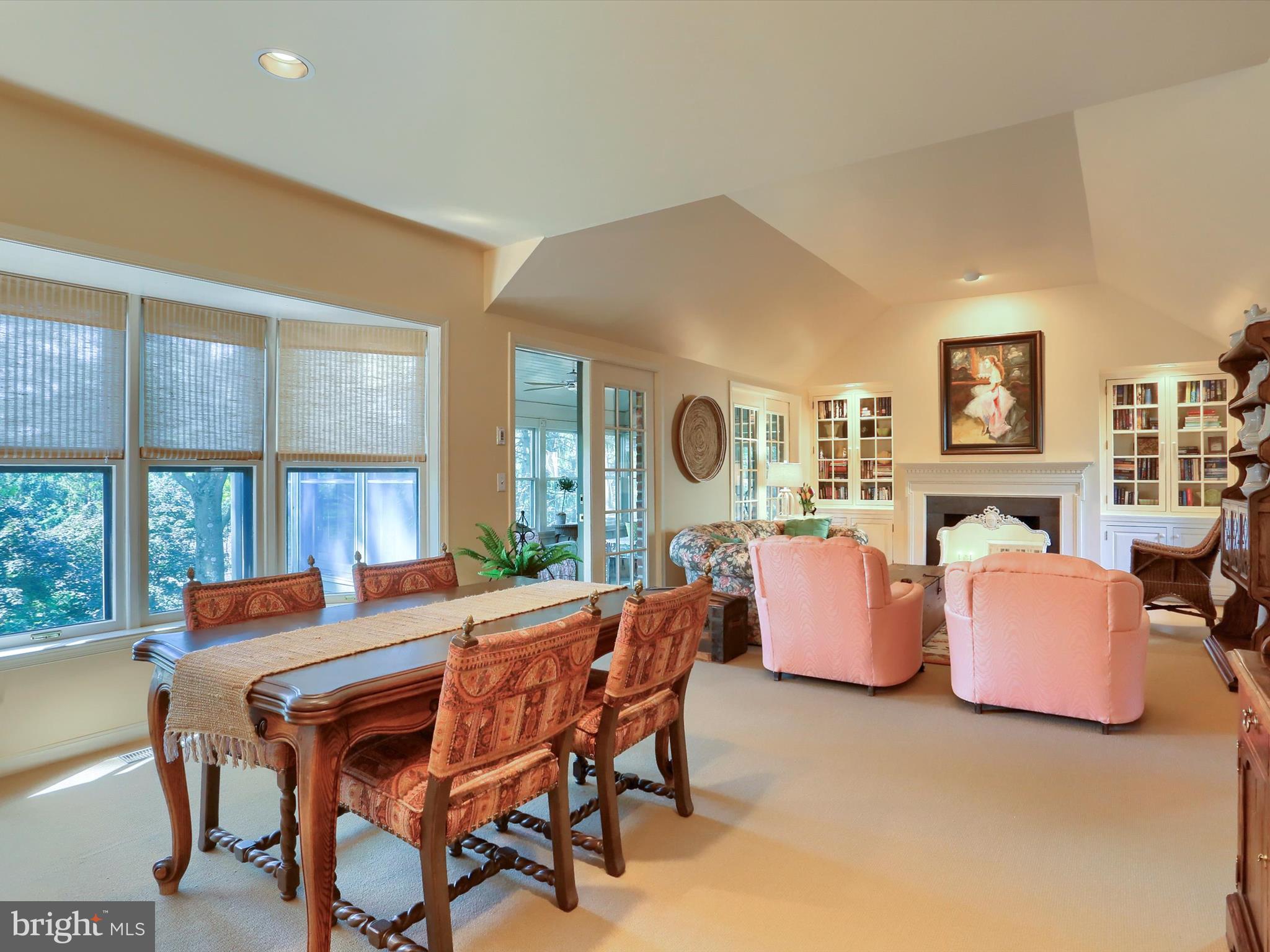 OAKMONT - Residential