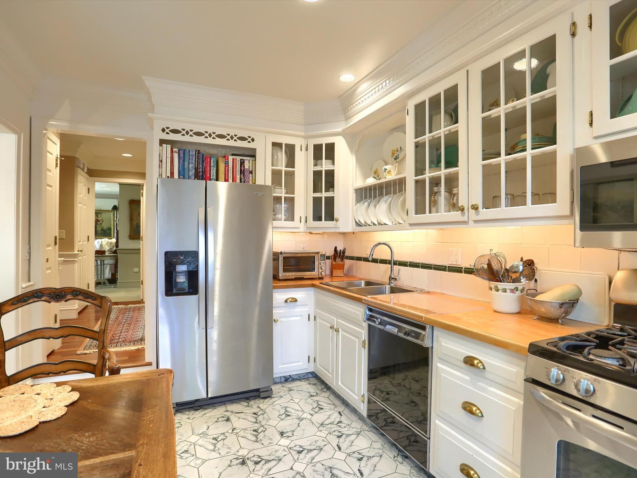 OAKMONT - Residential