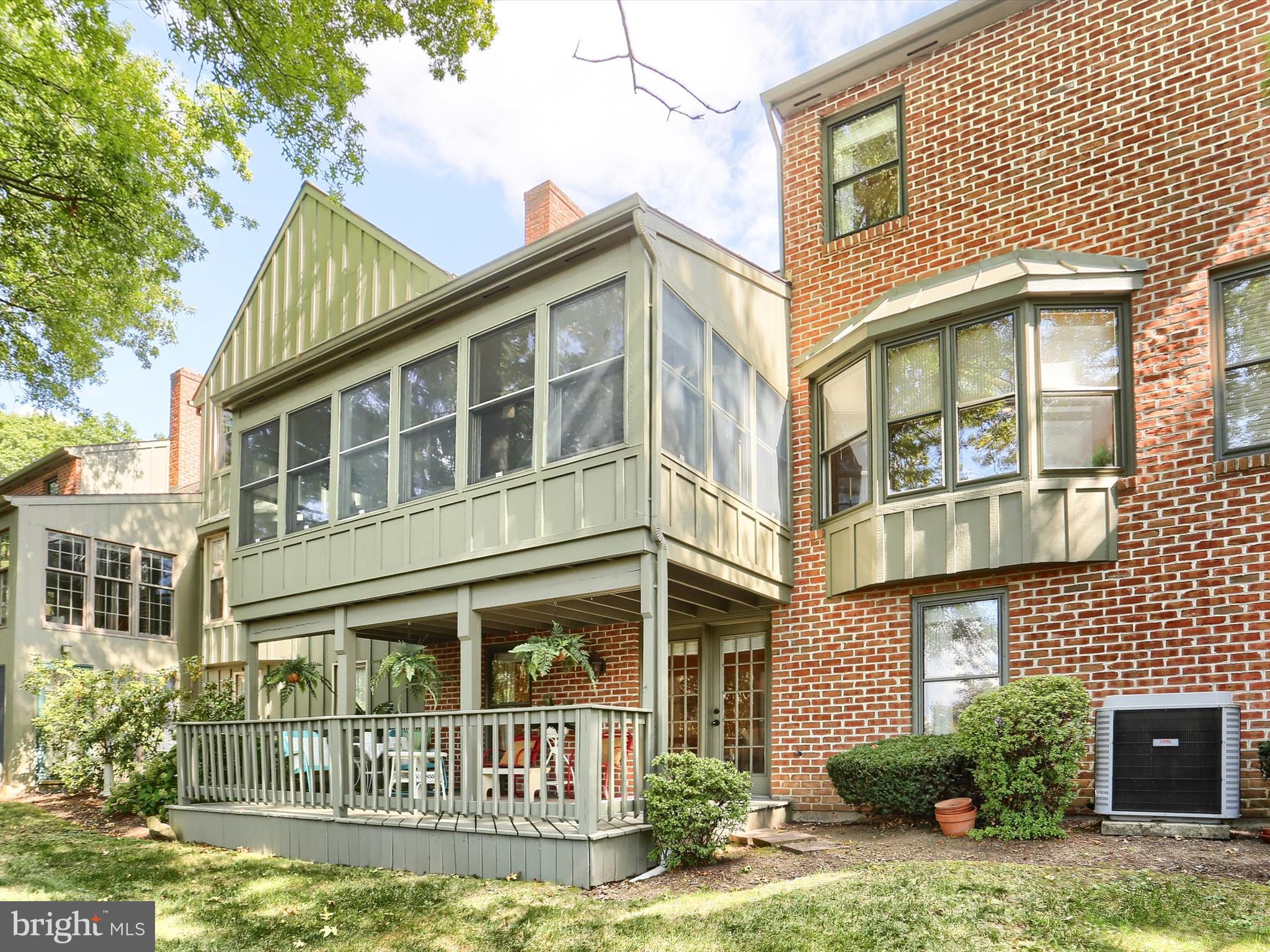 OAKMONT - Residential