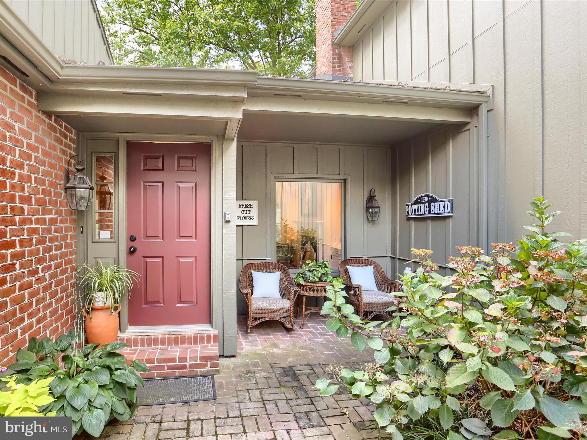 OAKMONT - Residential