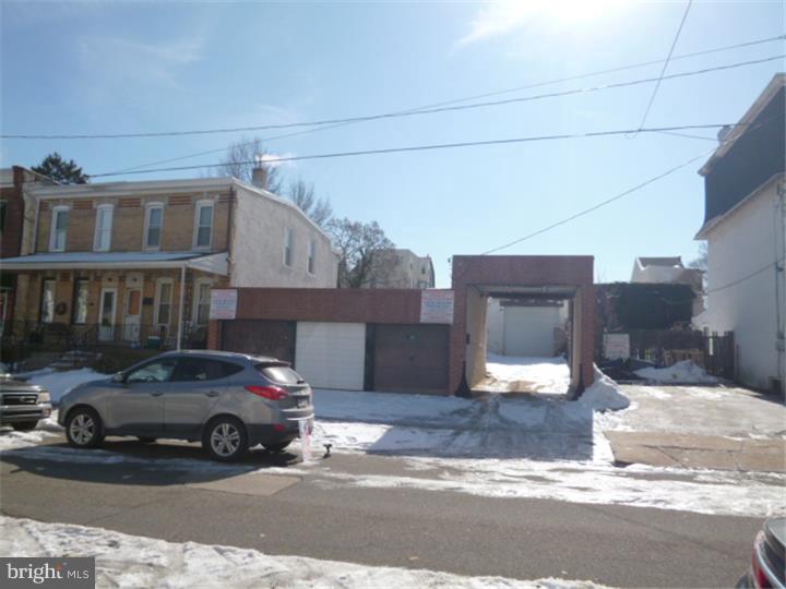 ROXBOROUGH - Commercial Sale