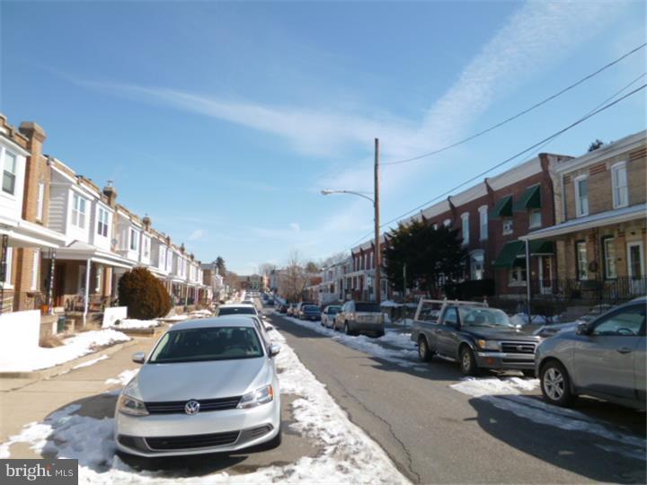 ROXBOROUGH - Commercial Sale