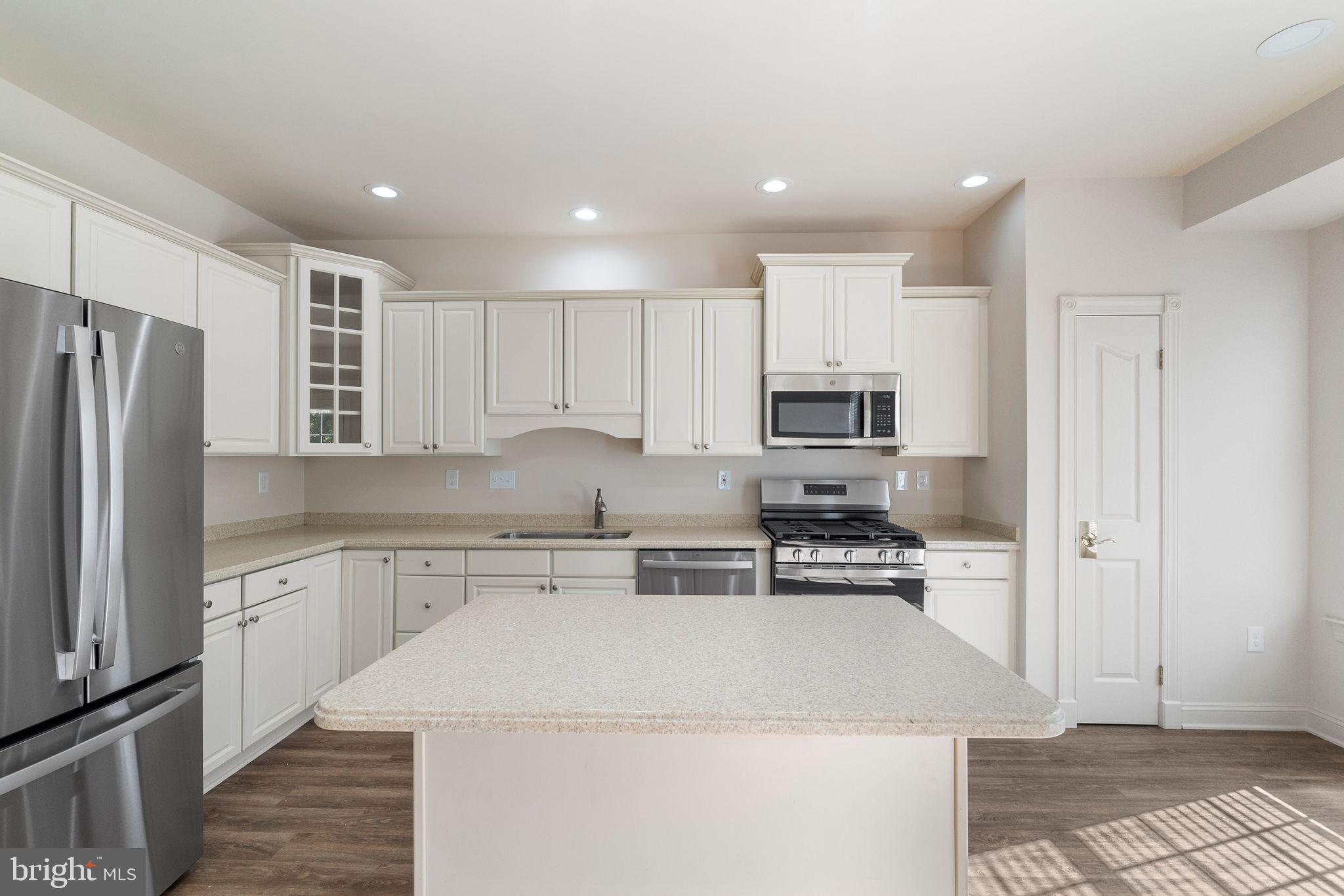 STURBRIDGE VILLAGE - Residential Lease