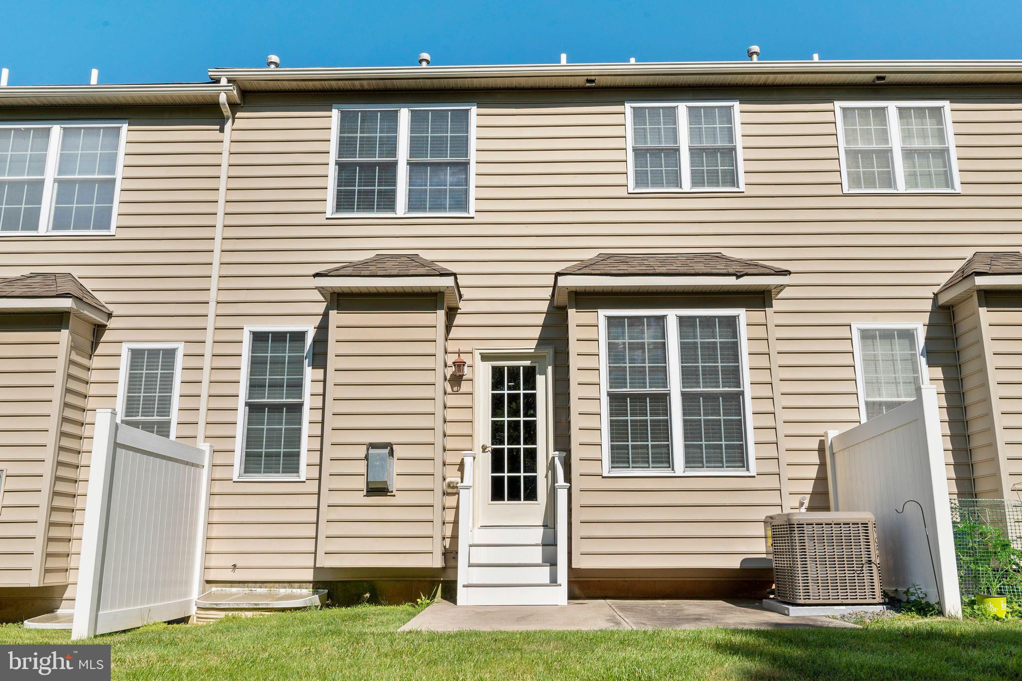 STURBRIDGE VILLAGE - Residential Lease