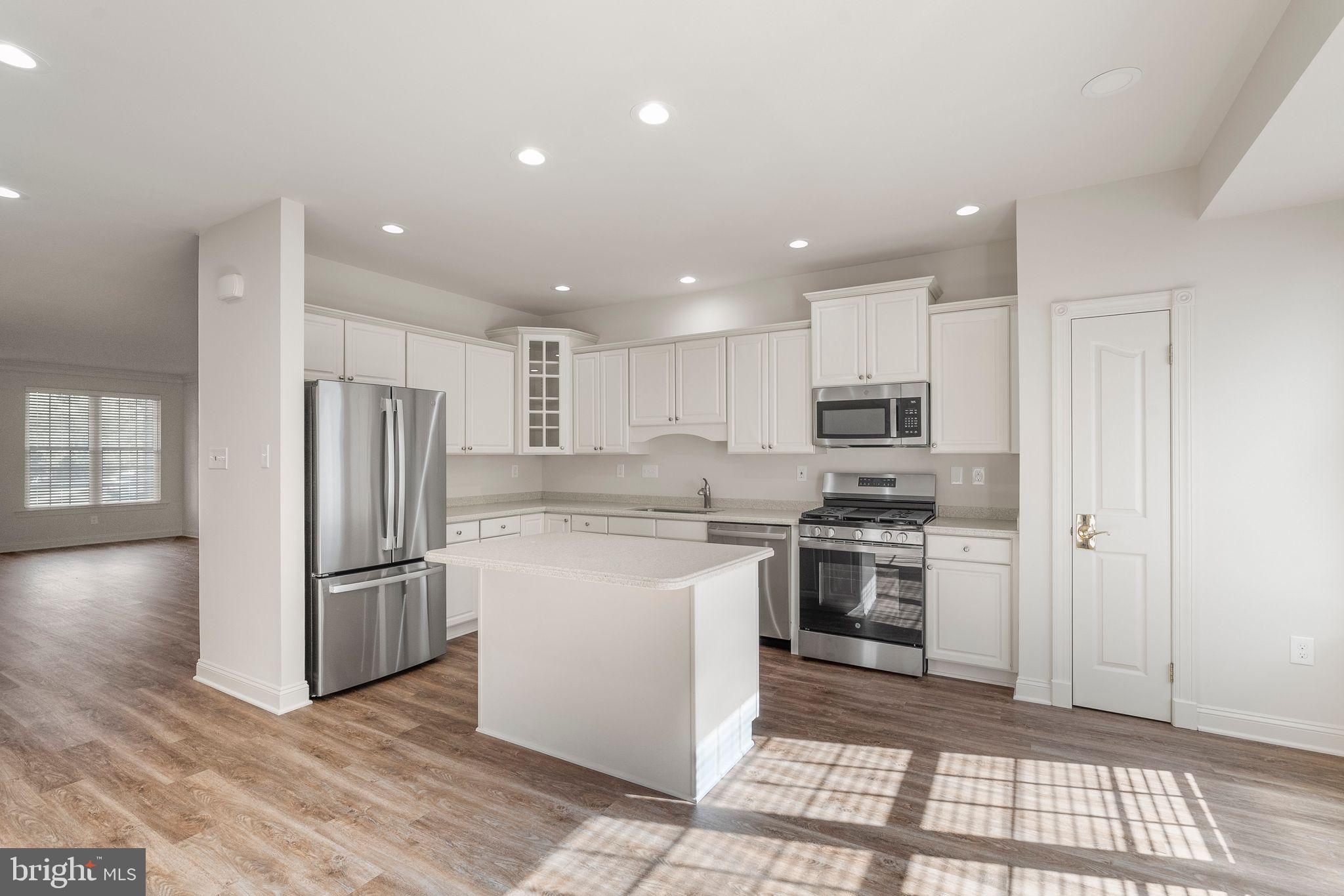 STURBRIDGE VILLAGE - Residential Lease