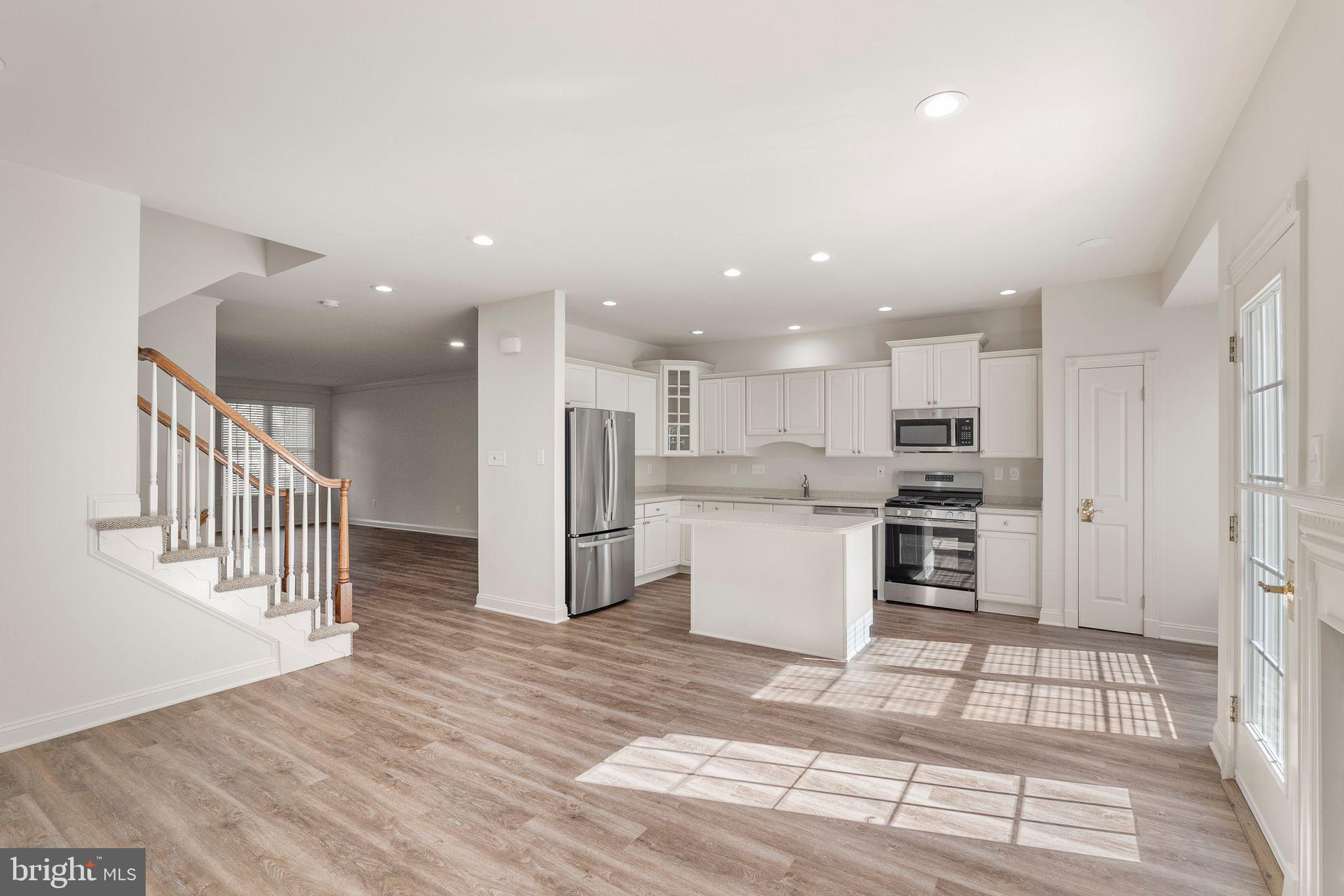 STURBRIDGE VILLAGE - Residential Lease