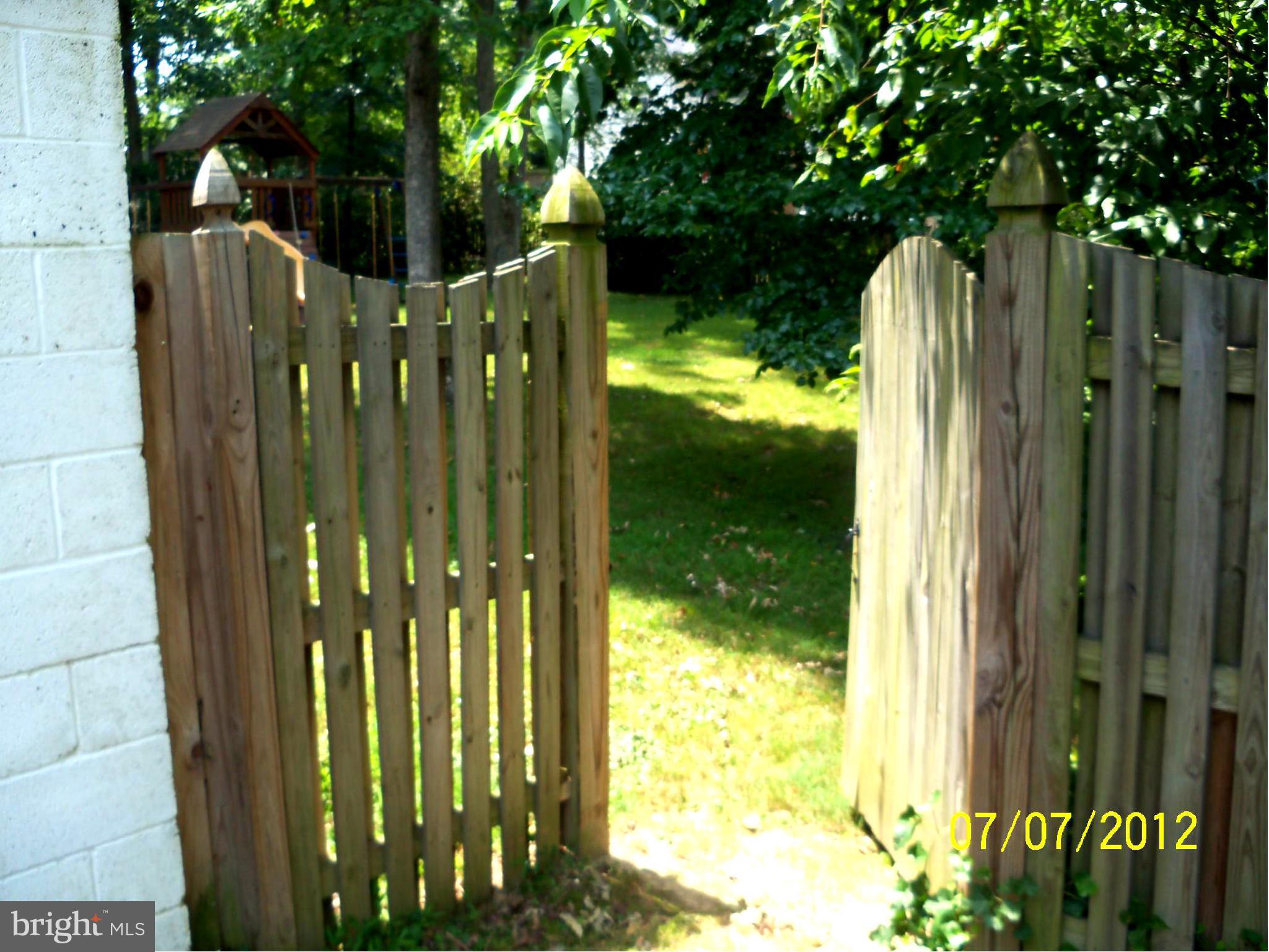 CAMELOT - Residential Lease