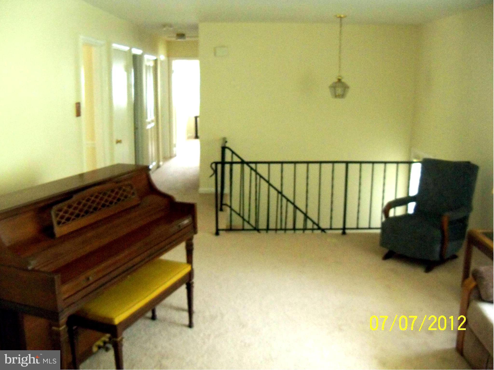 CAMELOT - Residential Lease