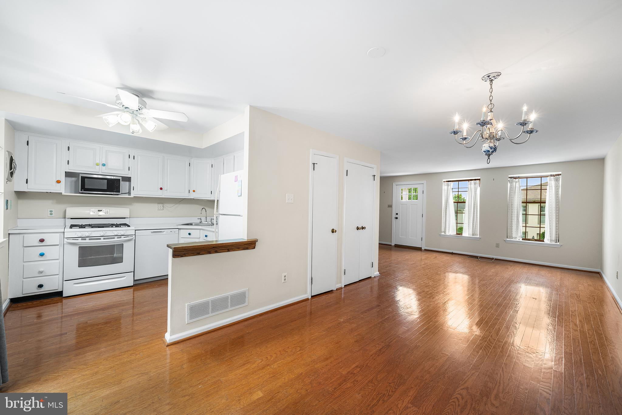 229 BLOOMINGDALE AVENUE 1