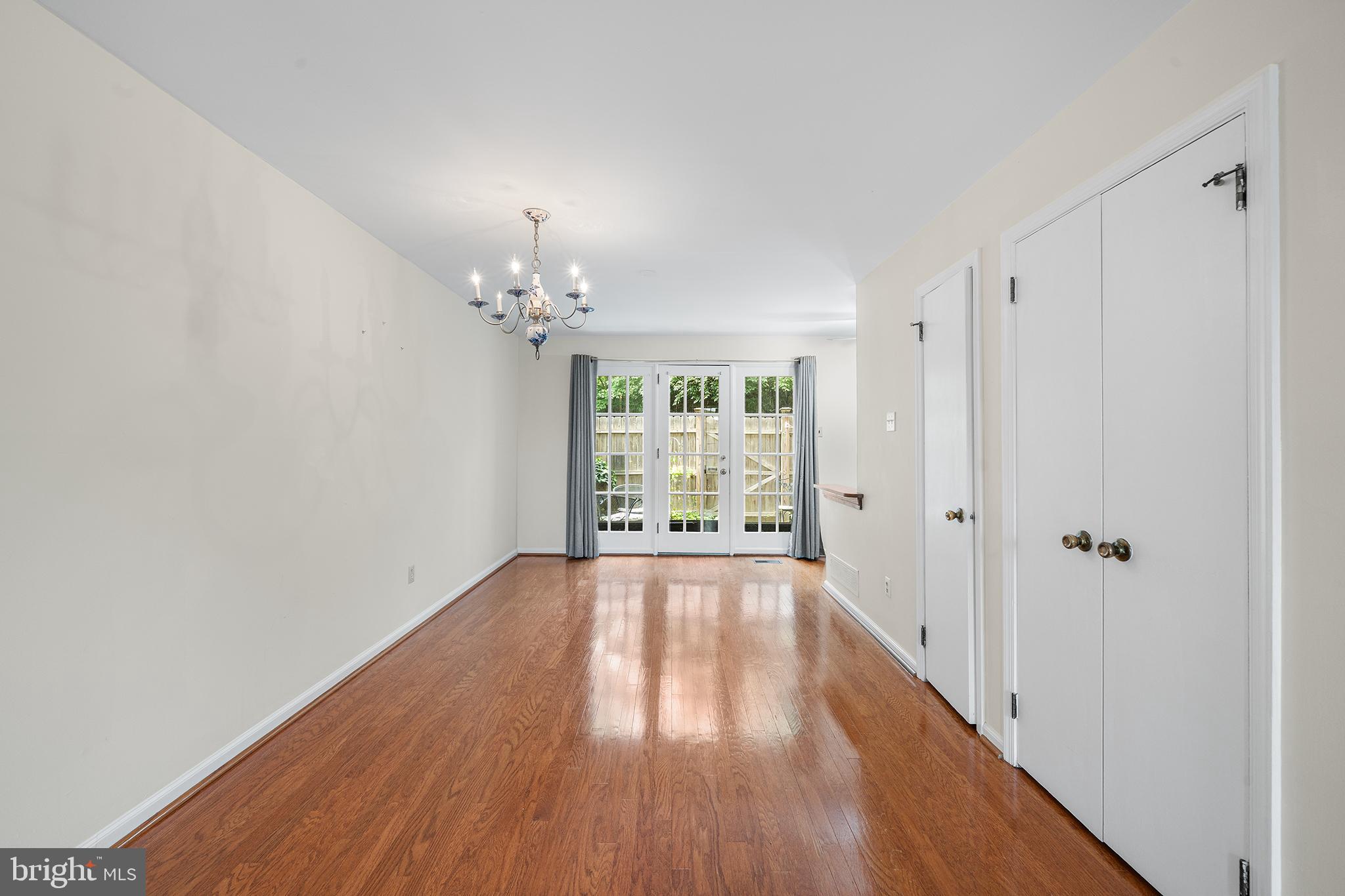 229 BLOOMINGDALE AVENUE 1