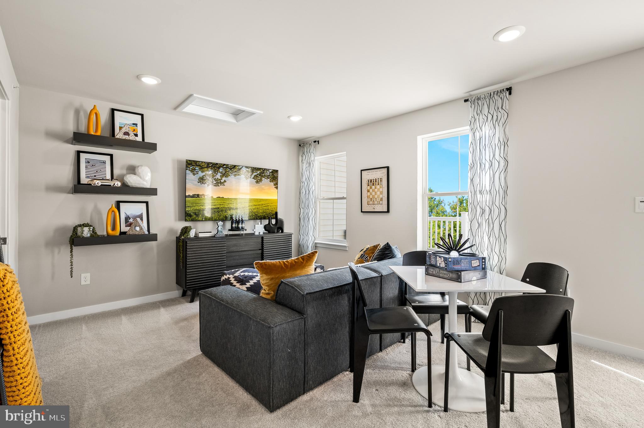 RIVER POINTE - Residential