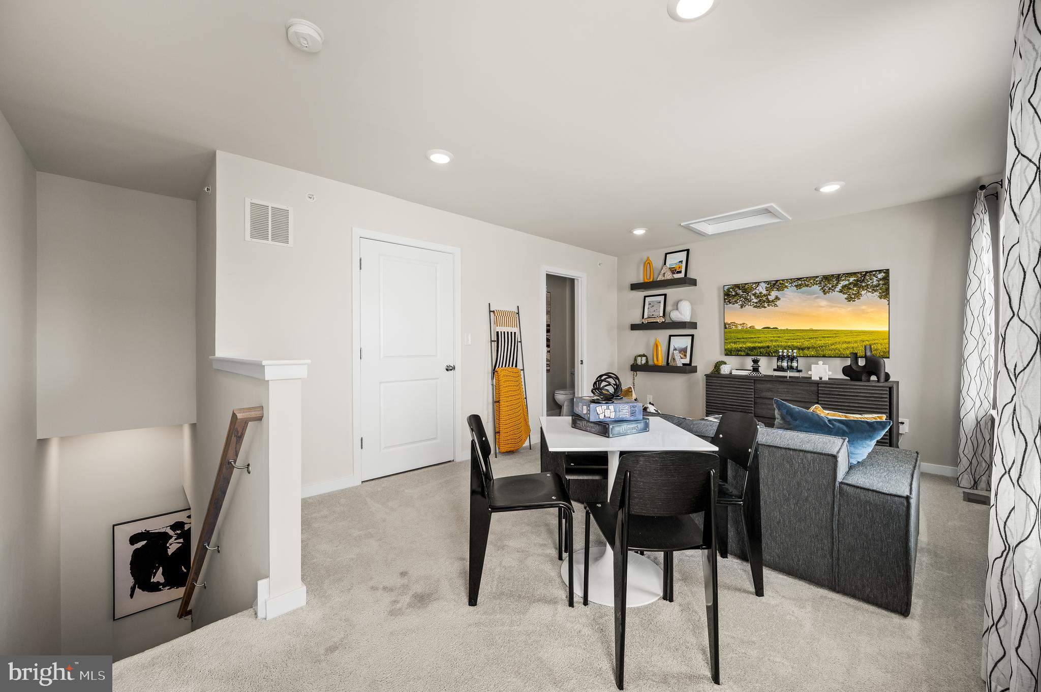 RIVER POINTE - Residential