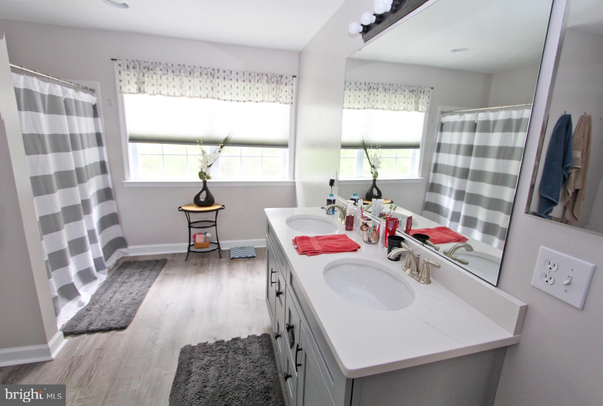 ESTATES AT SINGLETREE - Residential