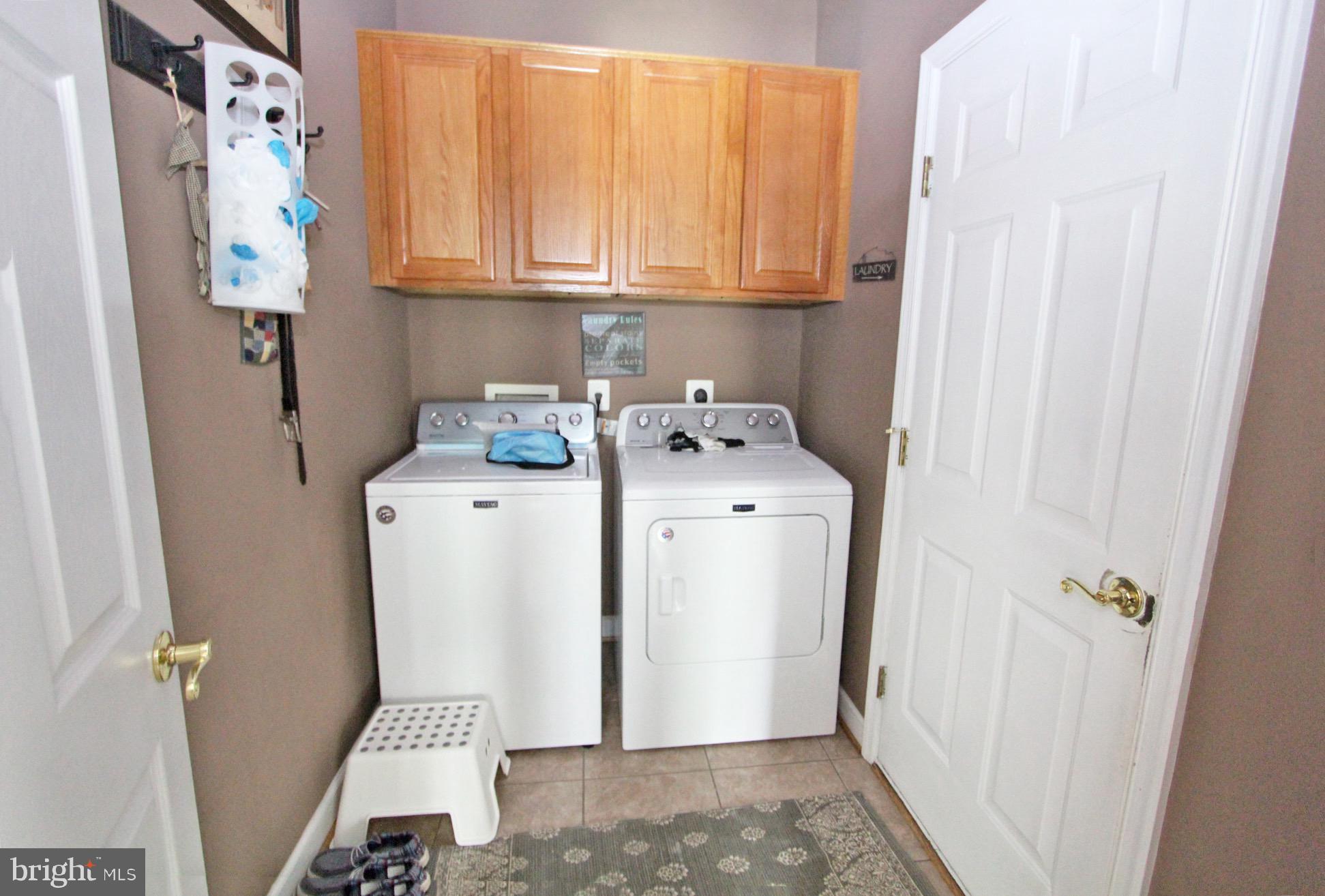 ESTATES AT SINGLETREE - Residential