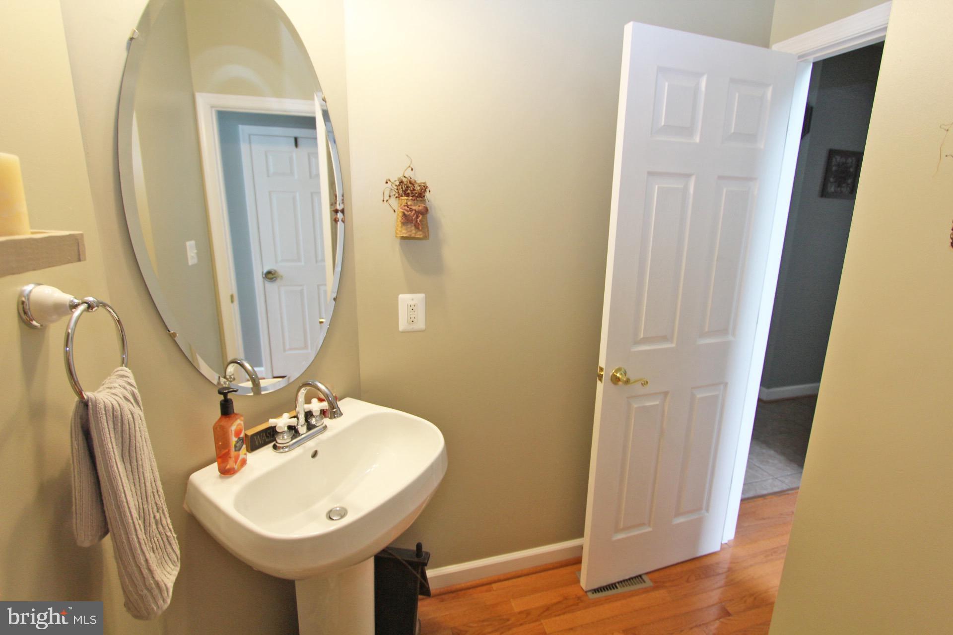 ESTATES AT SINGLETREE - Residential