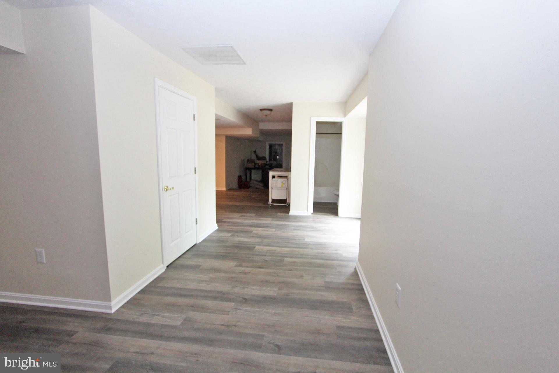 ESTATES AT SINGLETREE - Residential