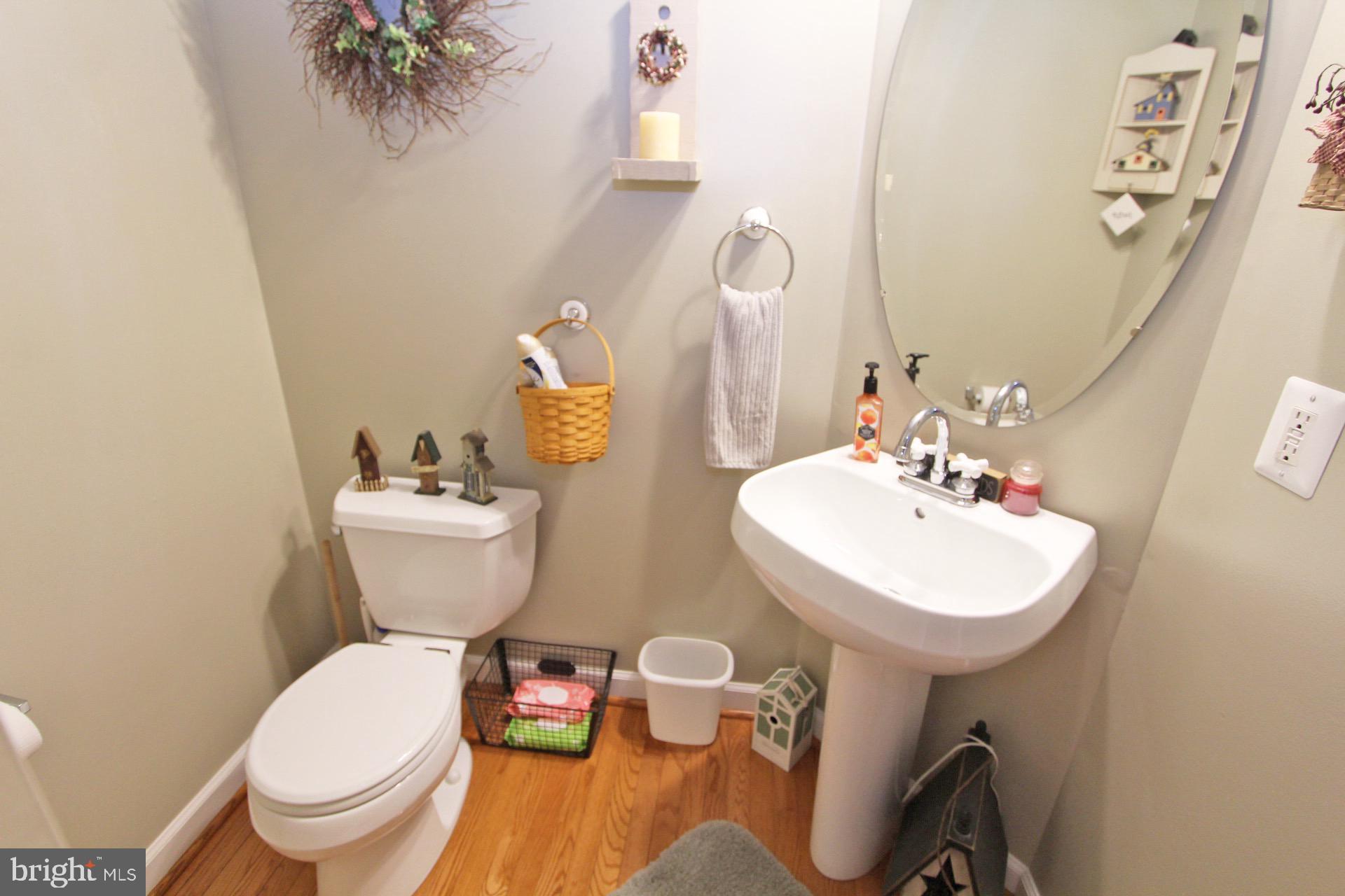 ESTATES AT SINGLETREE - Residential