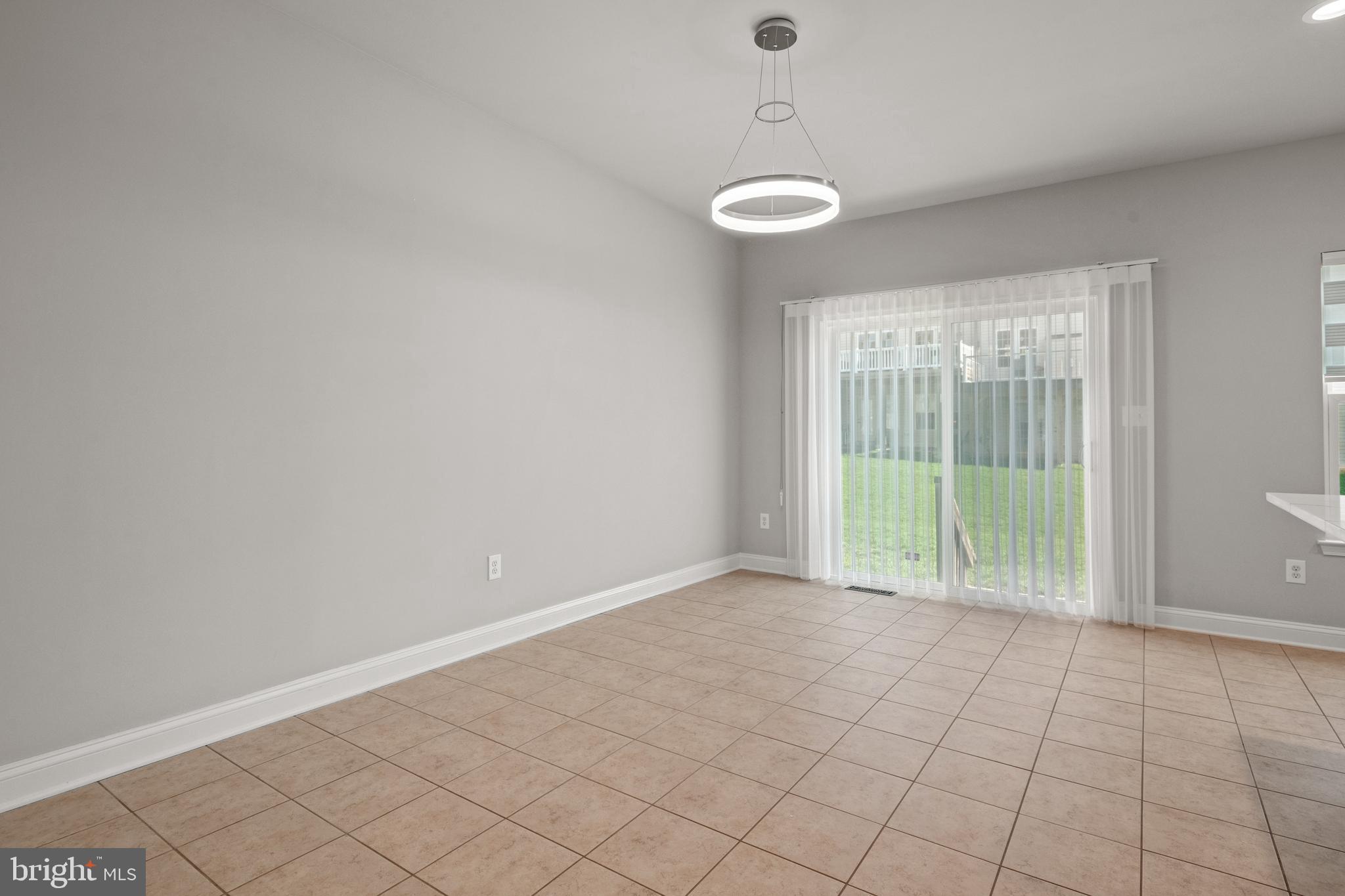 REGENTS GLEN - Residential