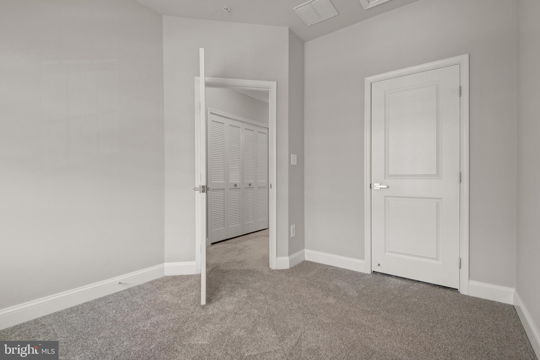 REGENTS GLEN - Residential