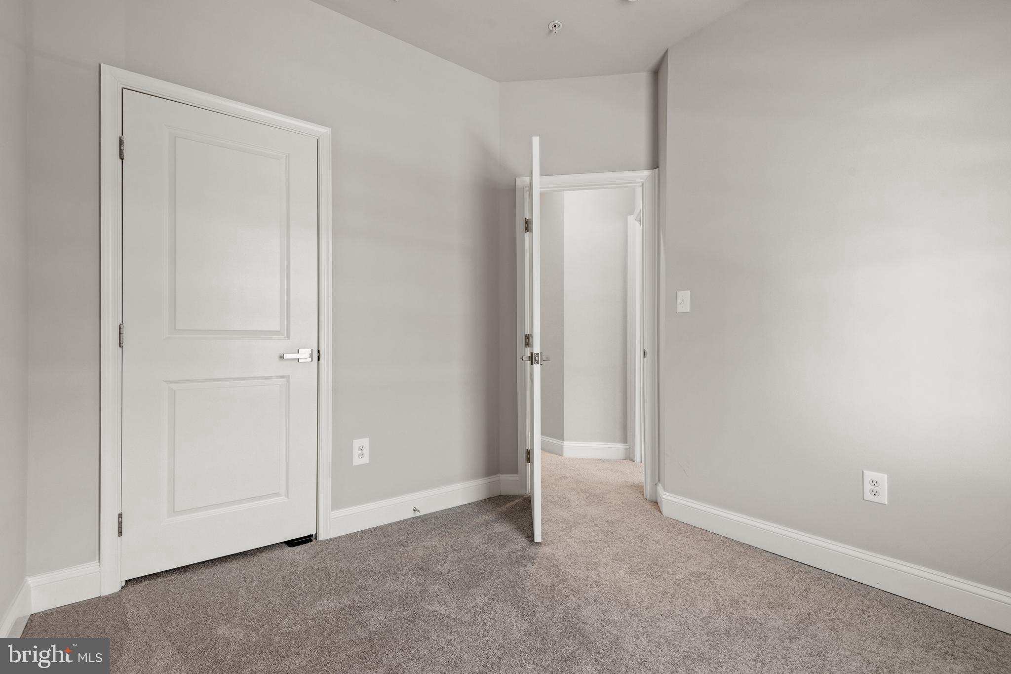 REGENTS GLEN - Residential