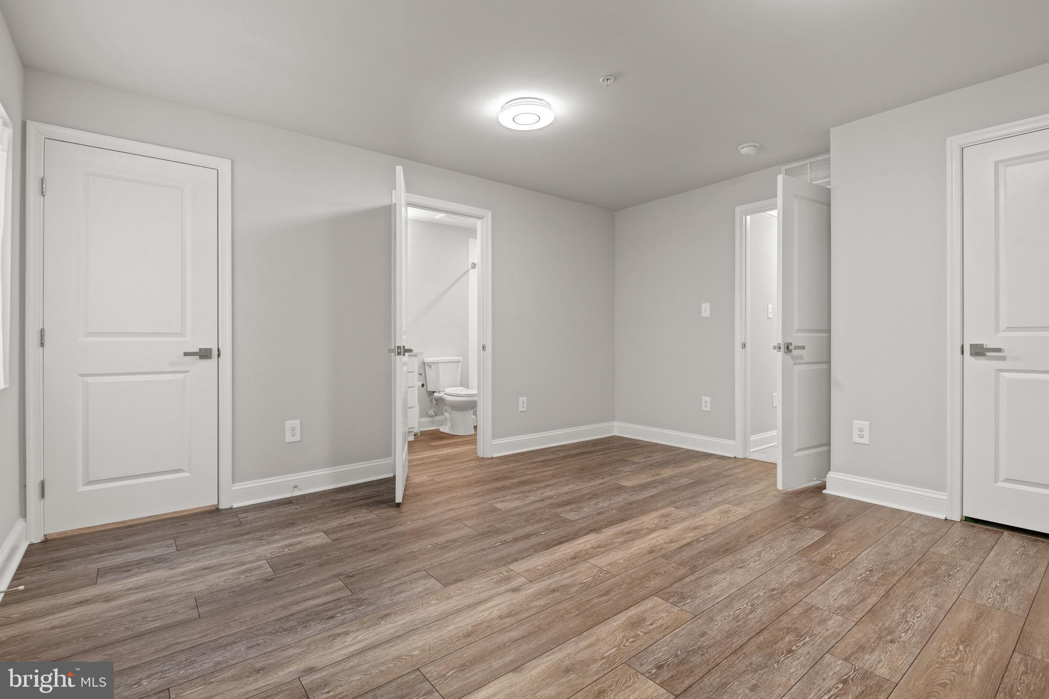 REGENTS GLEN - Residential