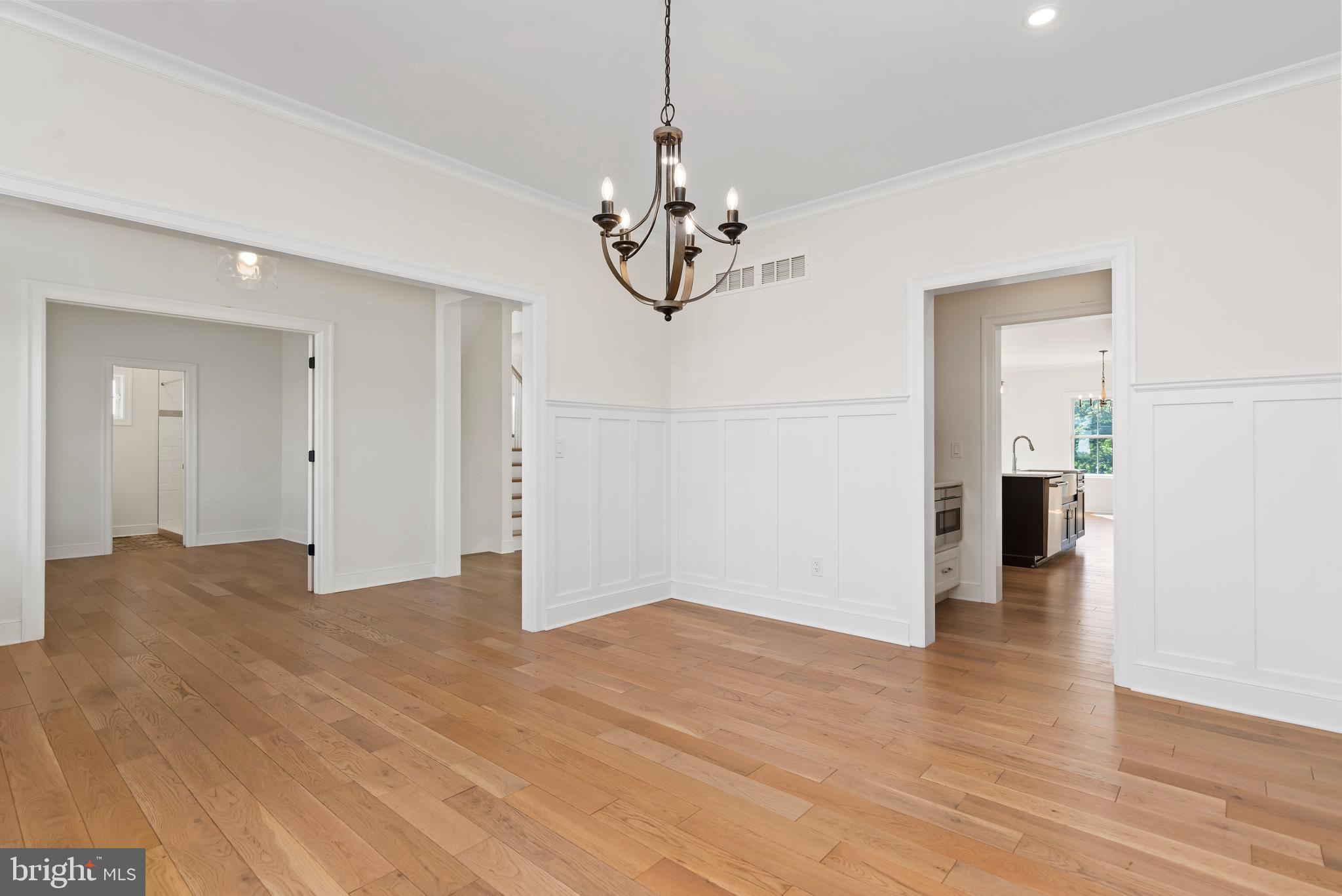 GLENDALE ESTATES - Residential