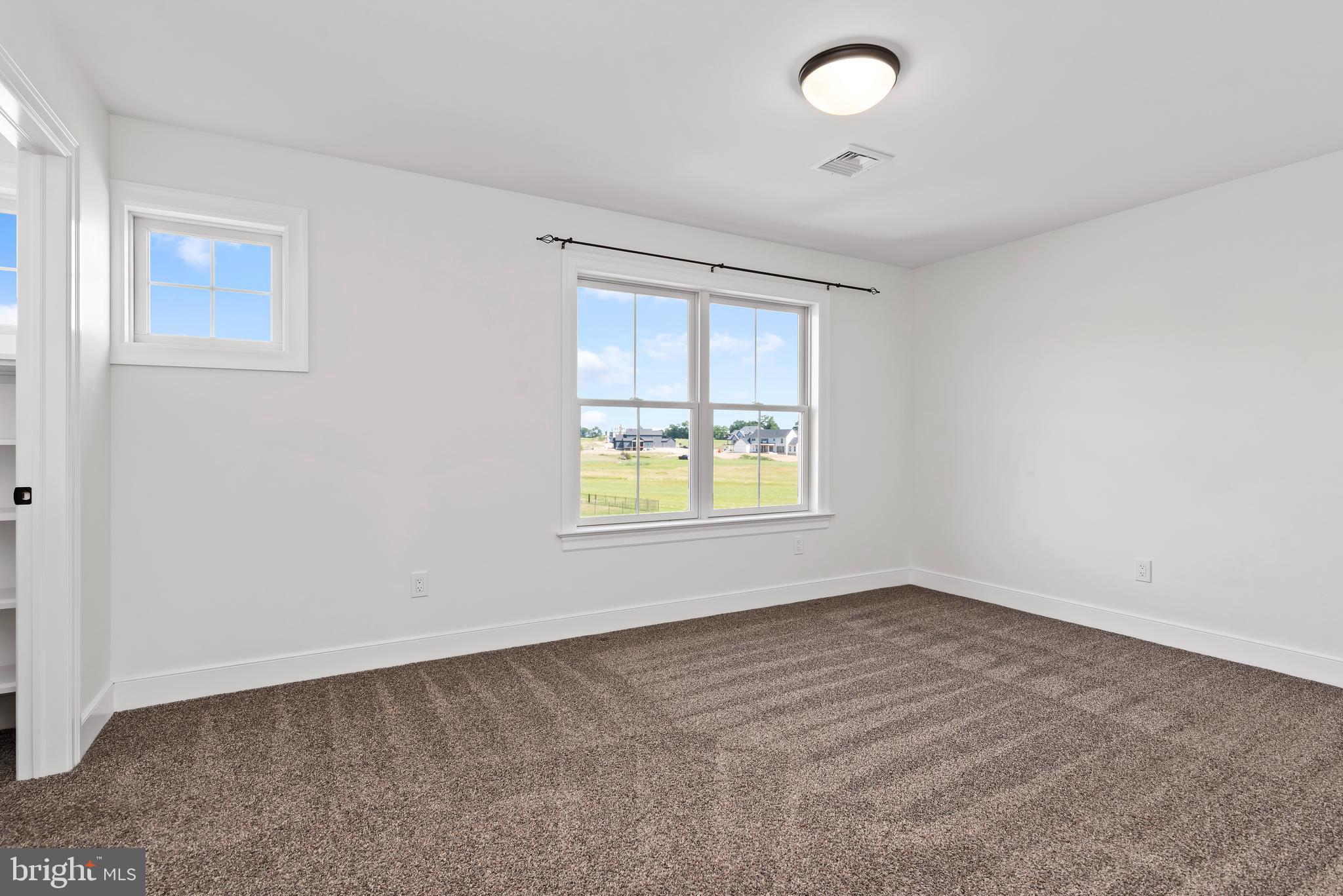 GLENDALE ESTATES - Residential