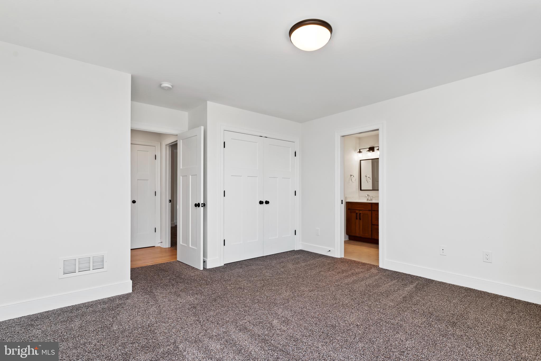 GLENDALE ESTATES - Residential