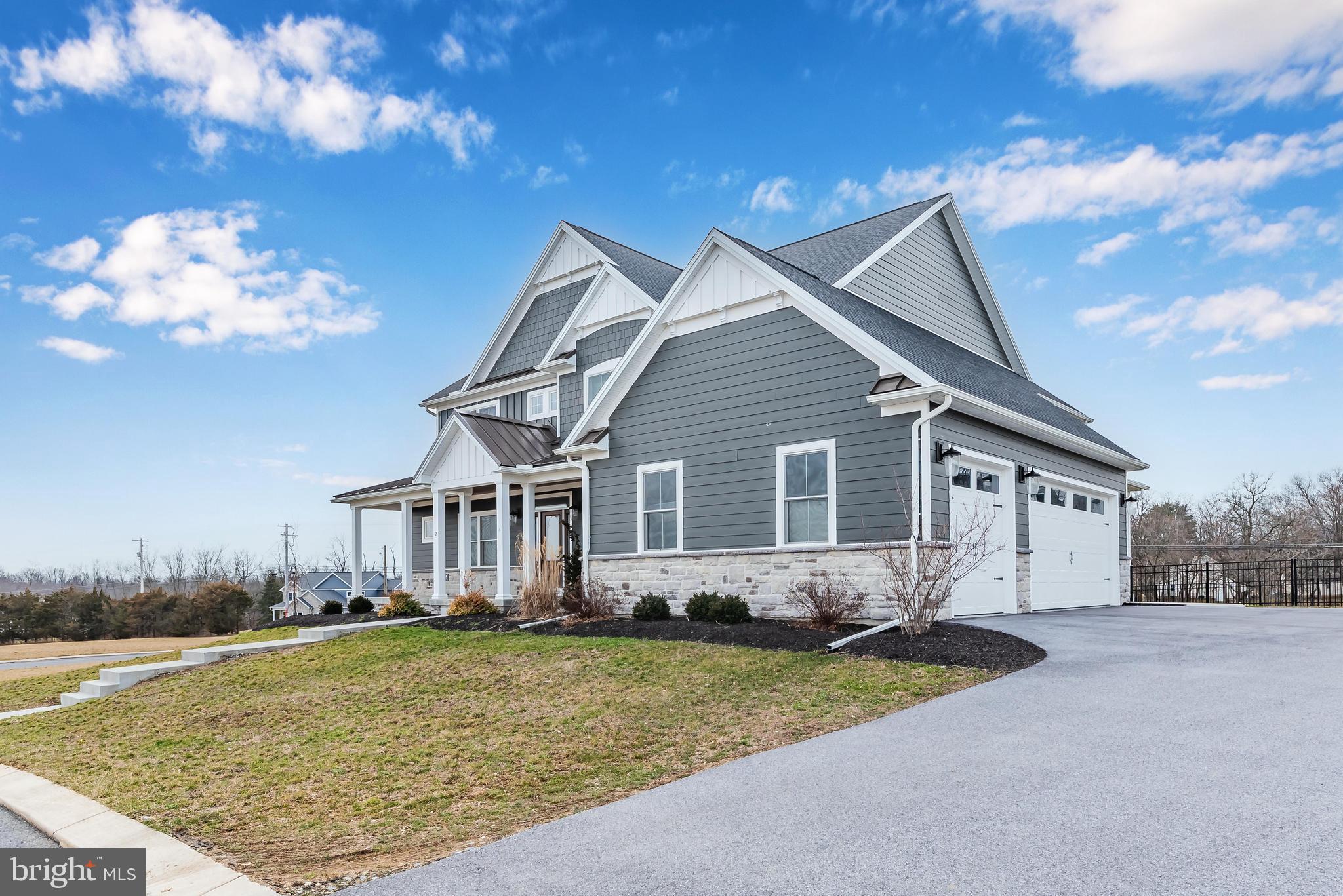 GLENDALE ESTATES - Residential