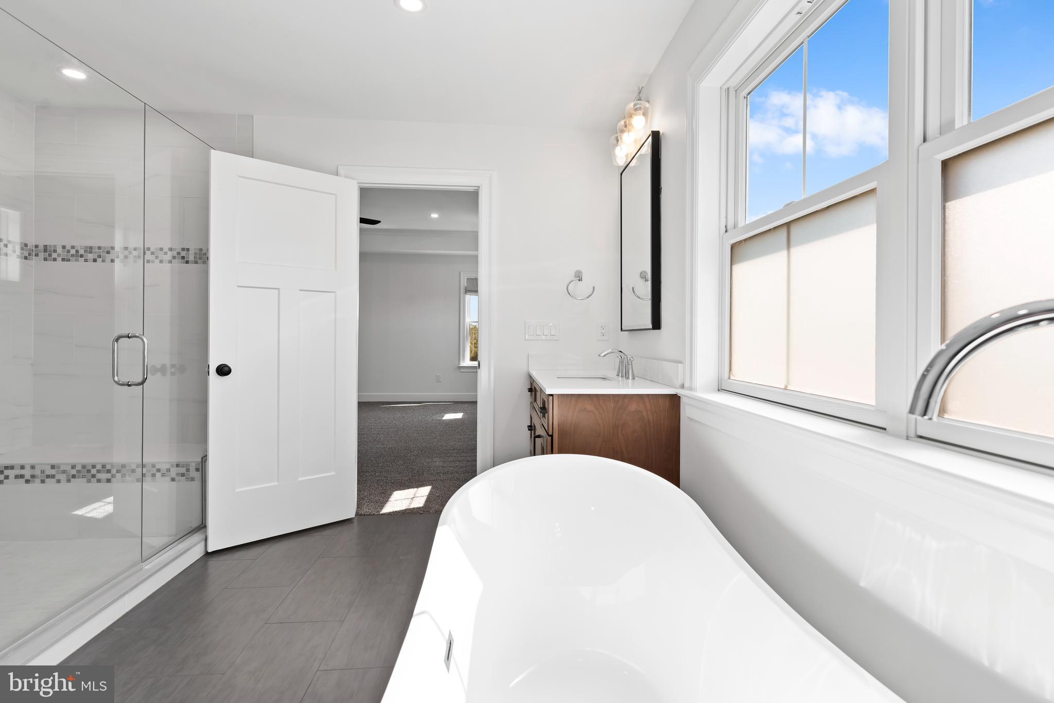 GLENDALE ESTATES - Residential