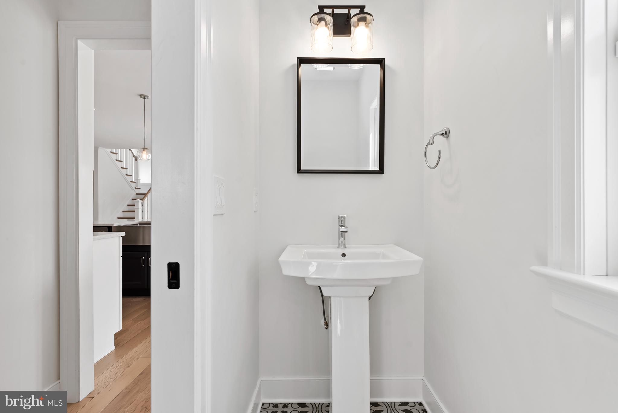 GLENDALE ESTATES - Residential