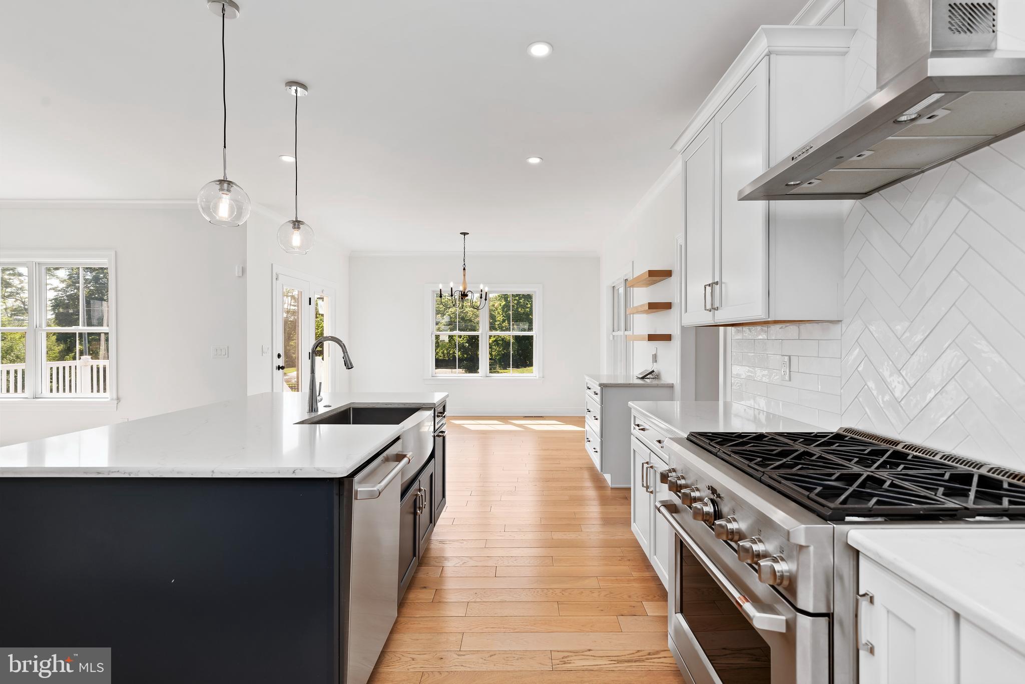 GLENDALE ESTATES - Residential