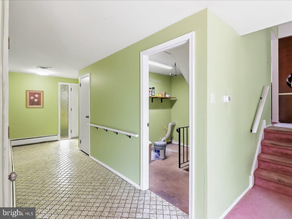 WINDMILL VIL - Residential