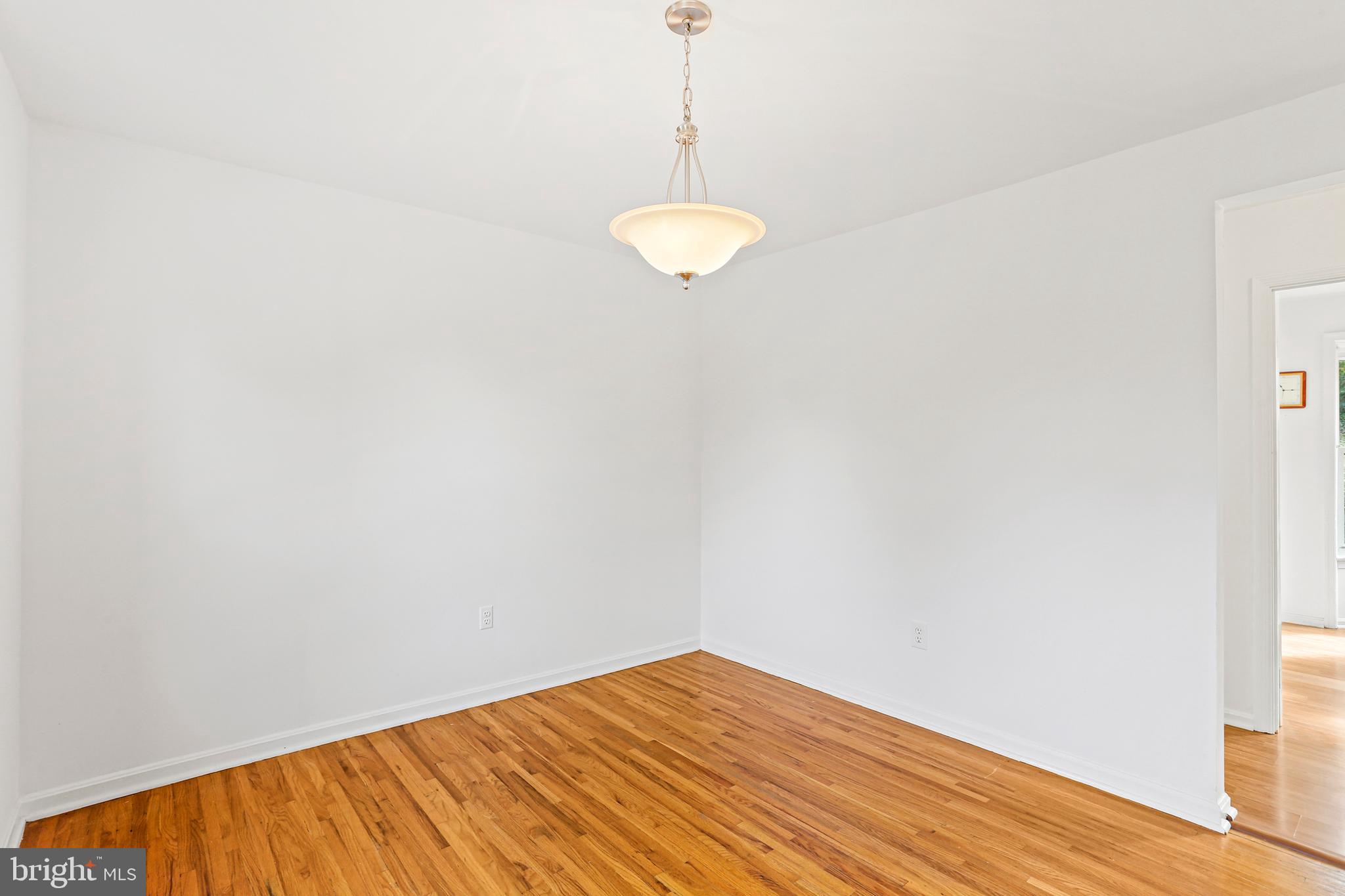 LAYHILL VILLAGE EAST - Residential