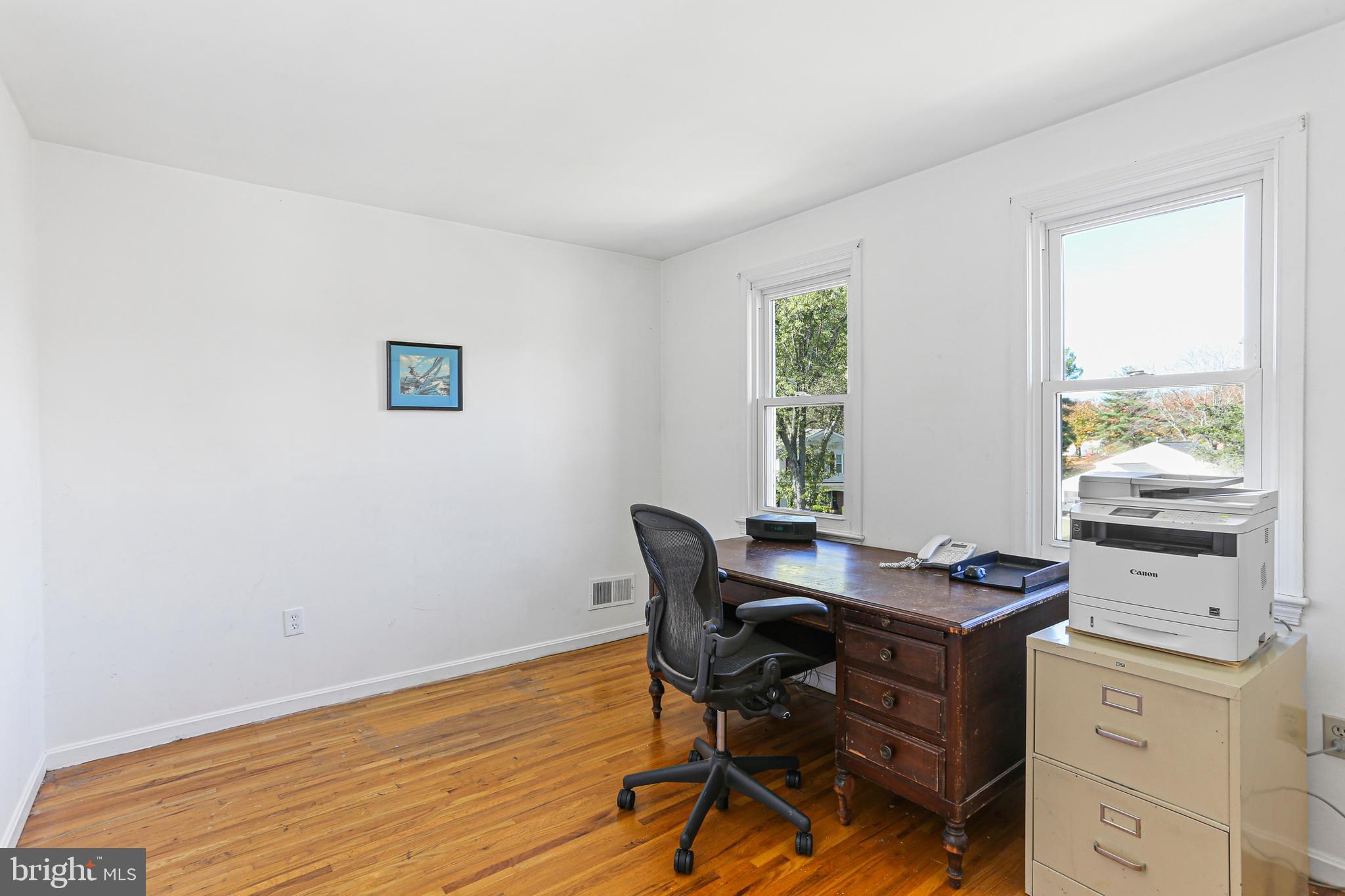 LAYHILL VILLAGE EAST - Residential