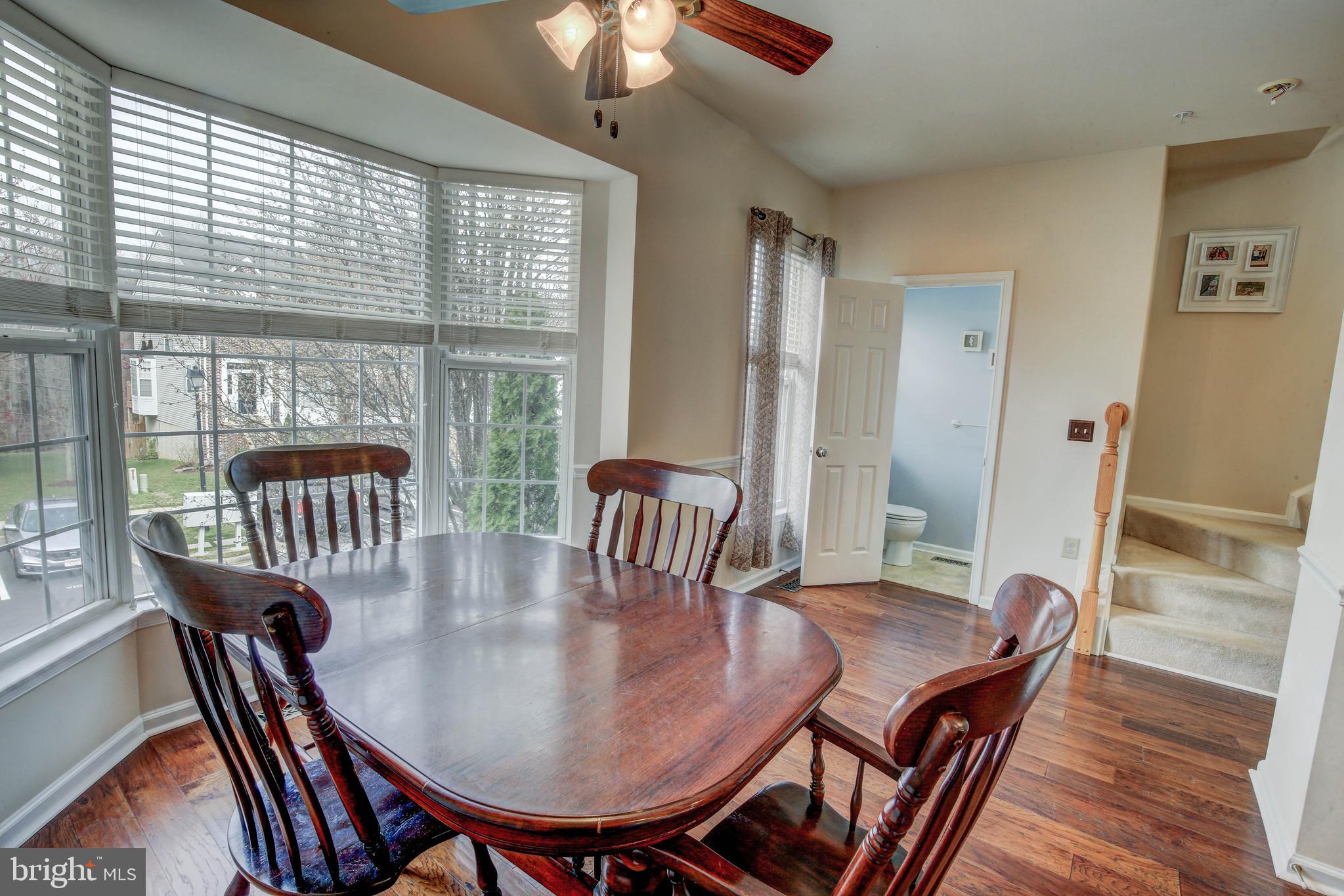 THE KNOLLS - Residential