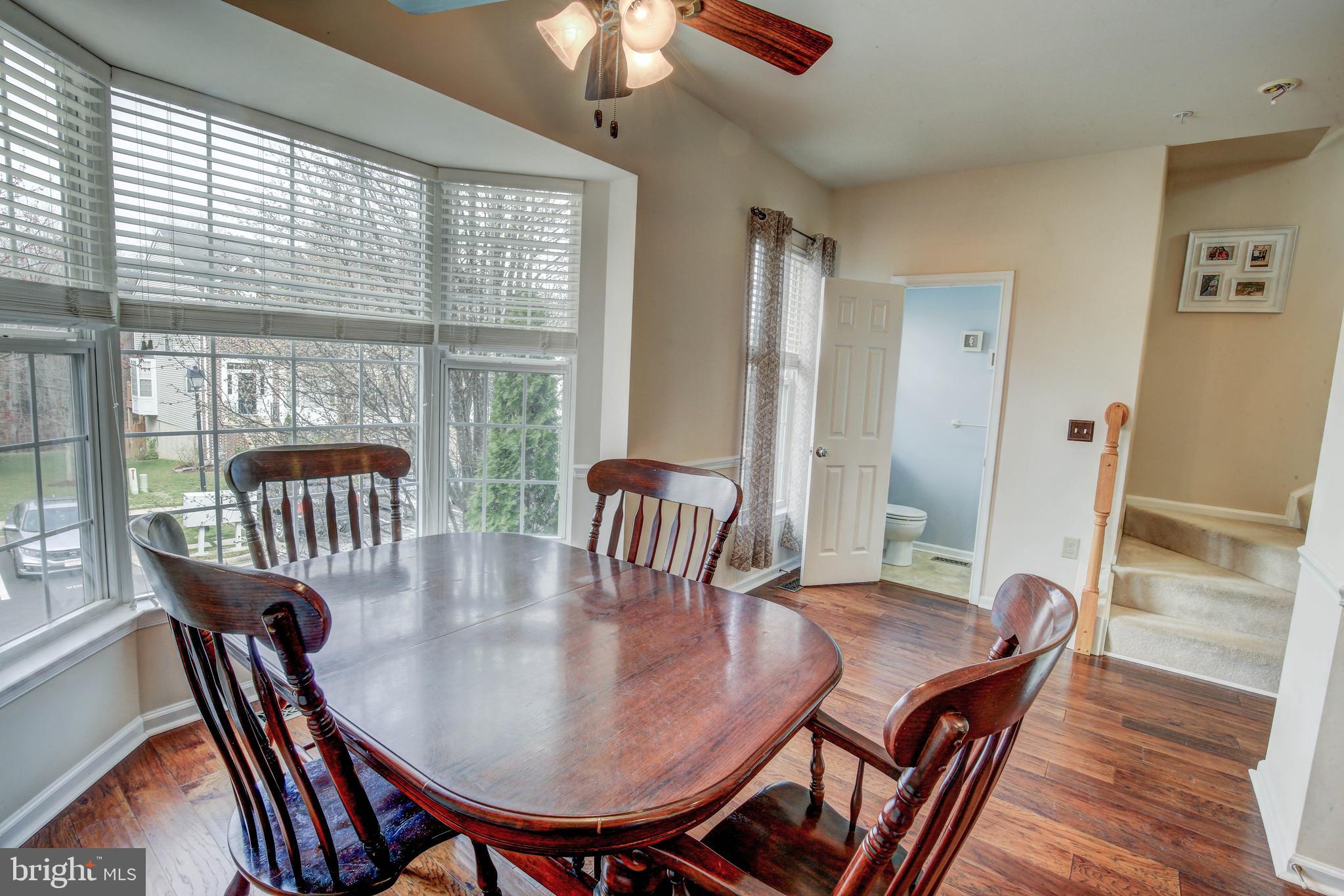 THE KNOLLS - Residential