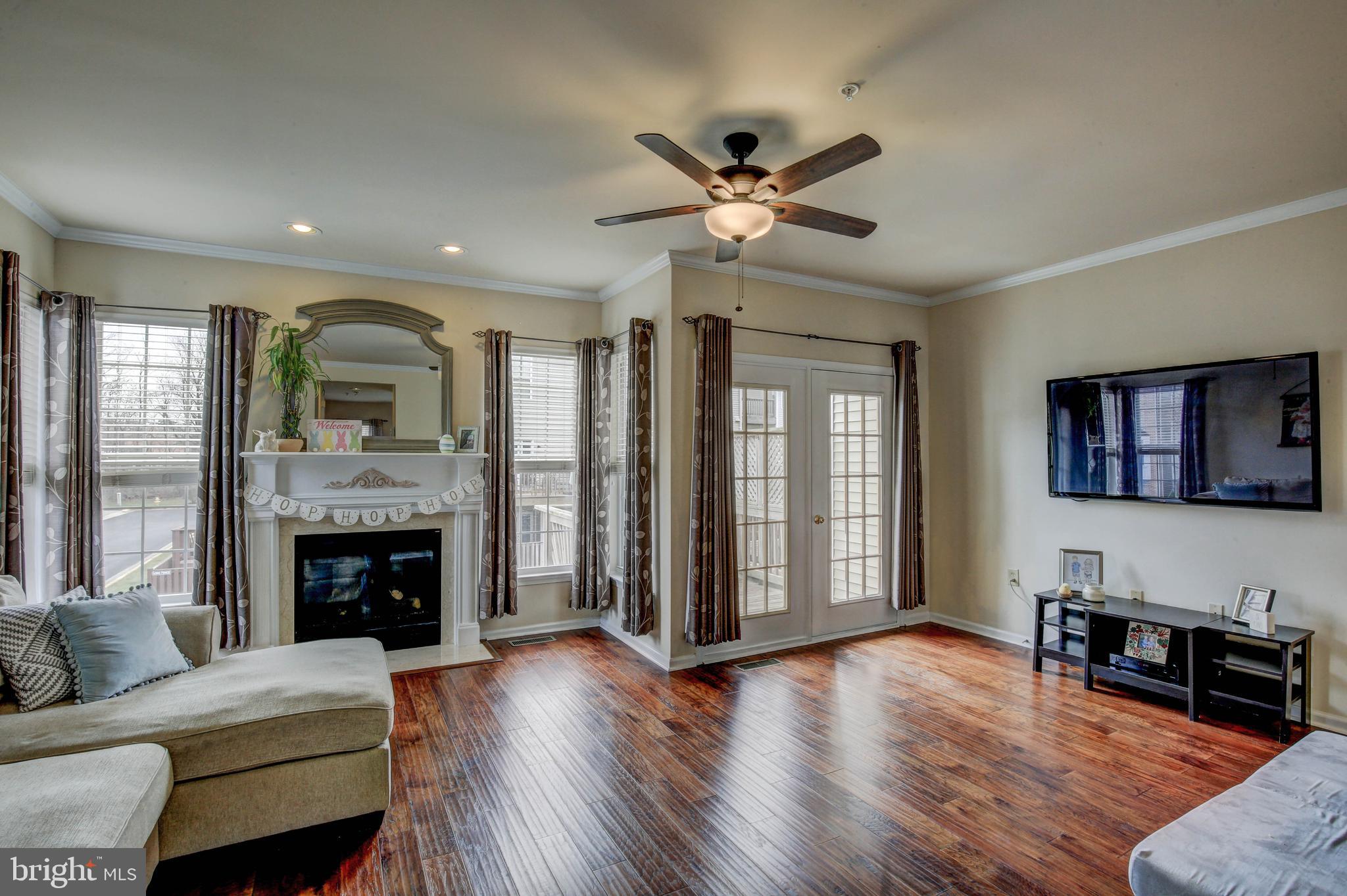 THE KNOLLS - Residential