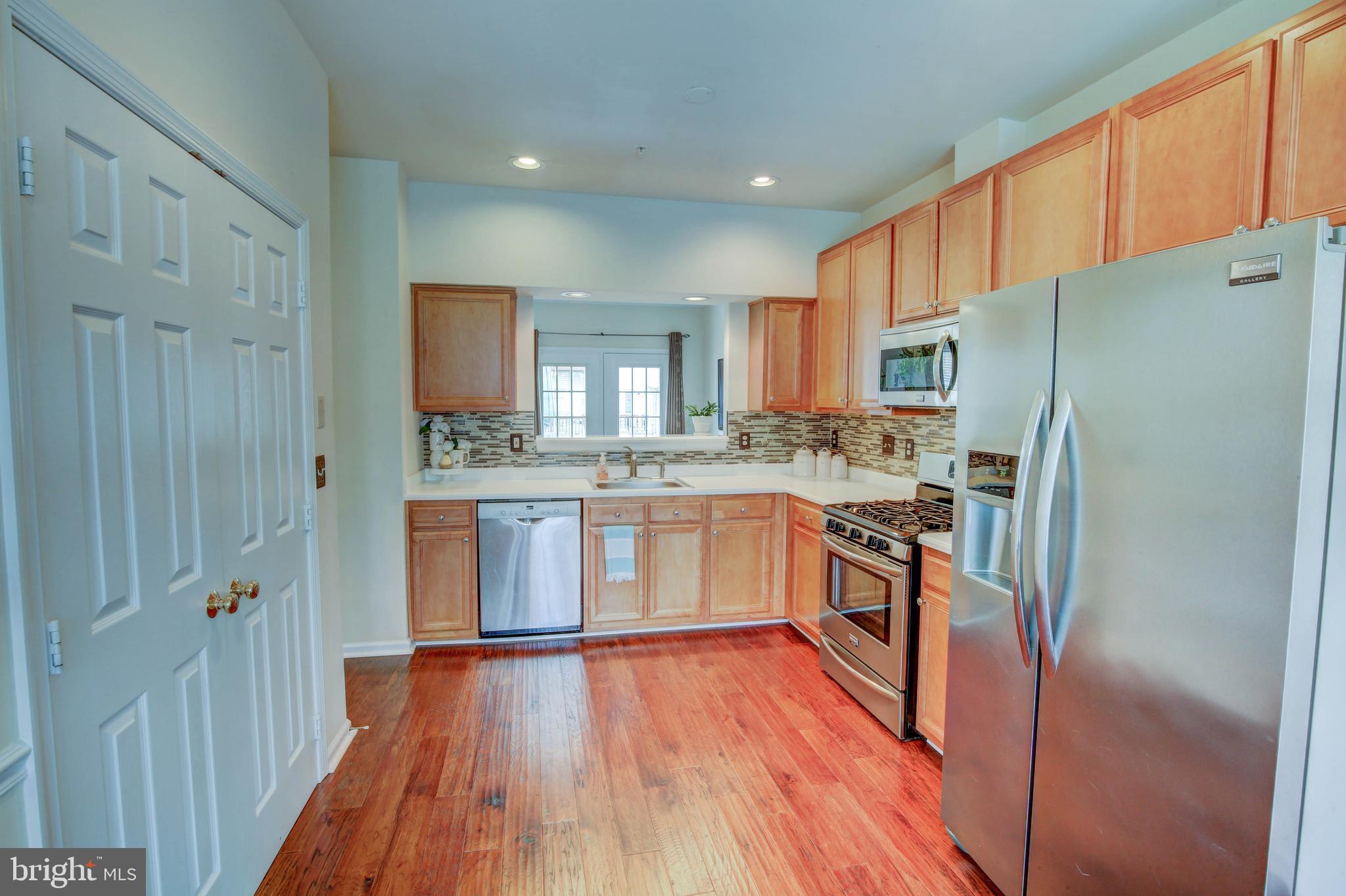 THE KNOLLS - Residential