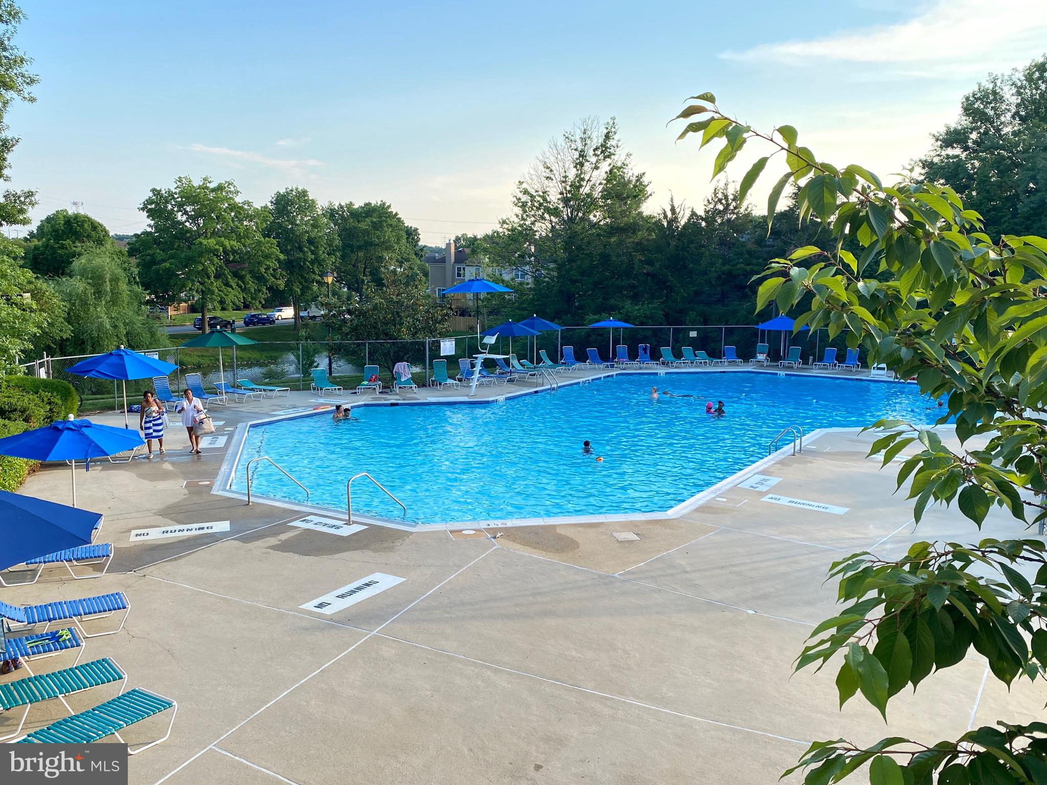 SURREY AT MANCHESTER LAKES - Residential