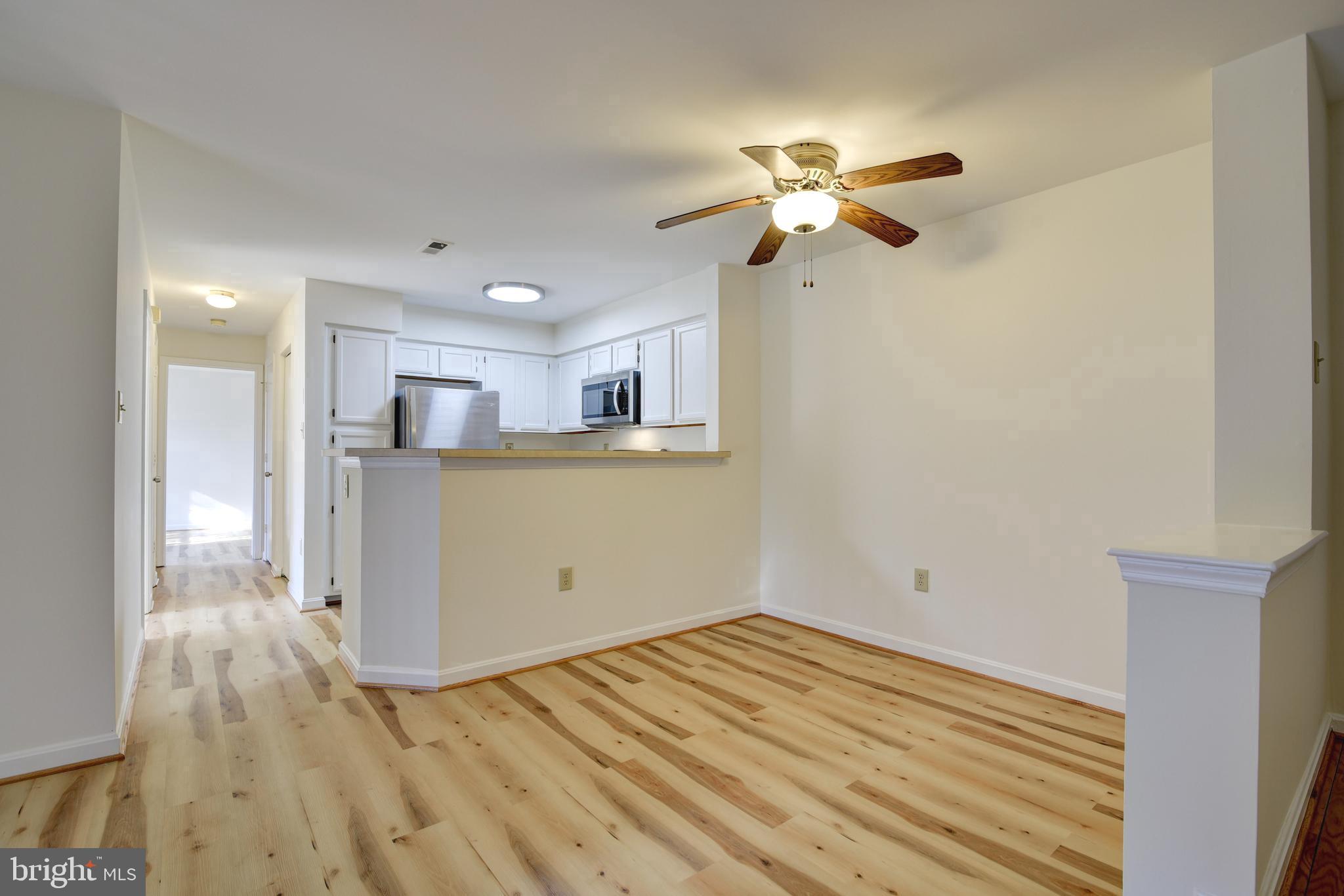 SURREY AT MANCHESTER LAKES - Residential