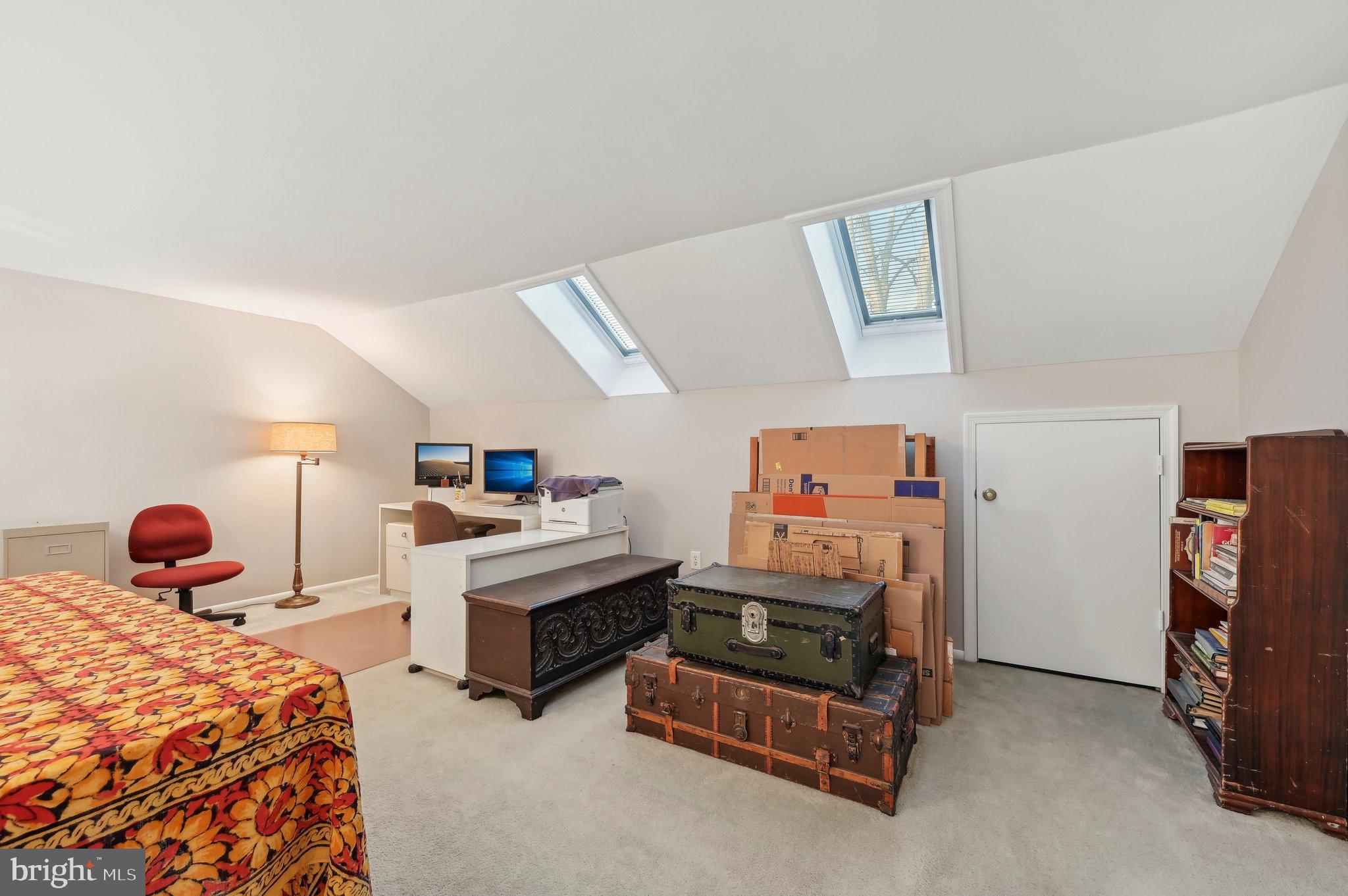 LOVETON FARMS - Residential