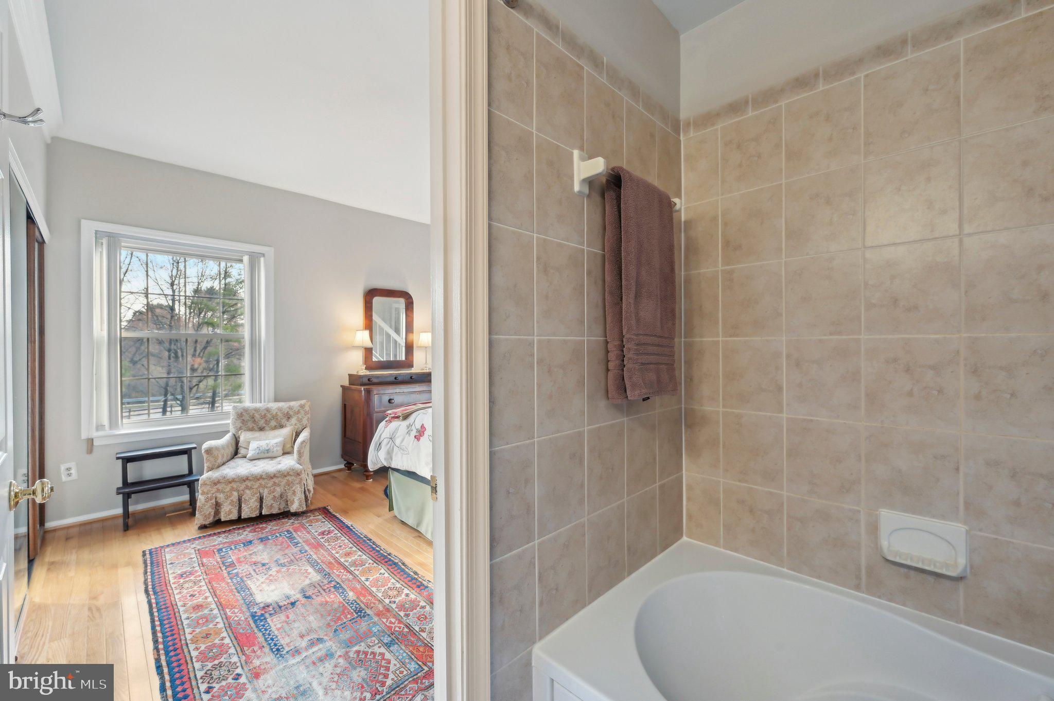 LOVETON FARMS - Residential