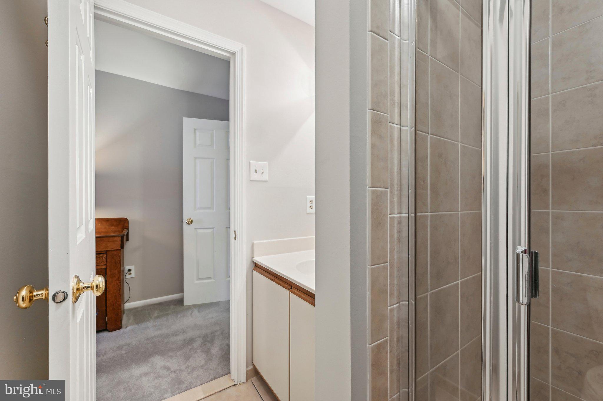 LOVETON FARMS - Residential