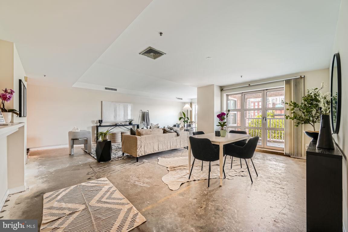 250 PRESIDENT STREET 212